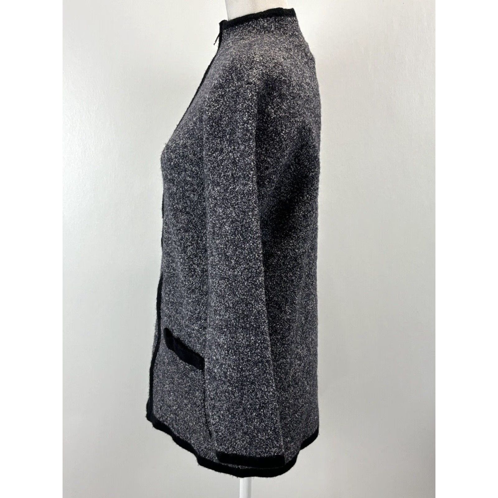 Vintage Chicos Designs Knit Sweater Cardigan Sz Small Full Zip Grey Black Trim Size S / US 4 / IT 40 - 2 Thumbnail