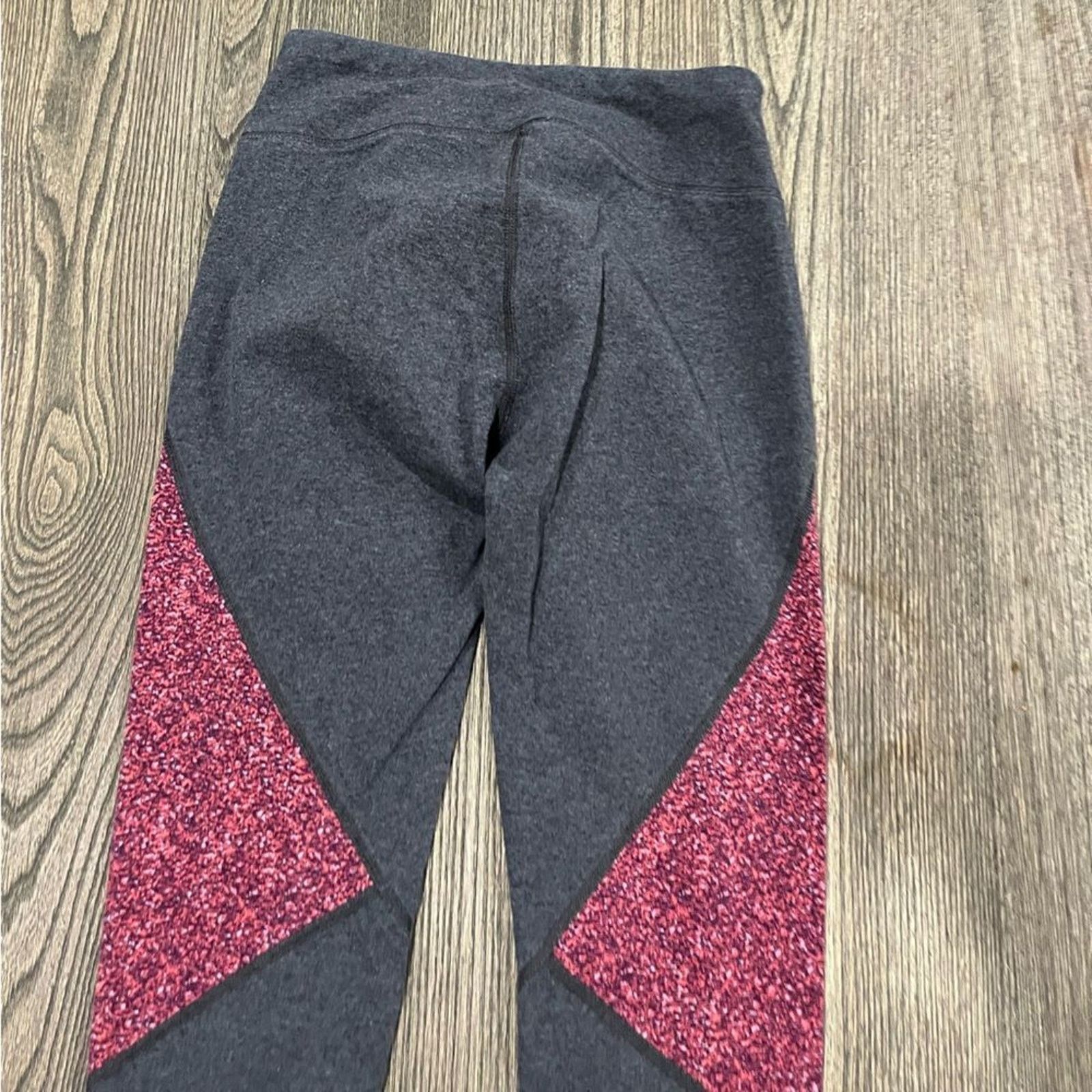 Reebok Reebok Leggings High Waist Workout Red Gray Small Size 27" / US 4 / IT 40 - 8 Thumbnail