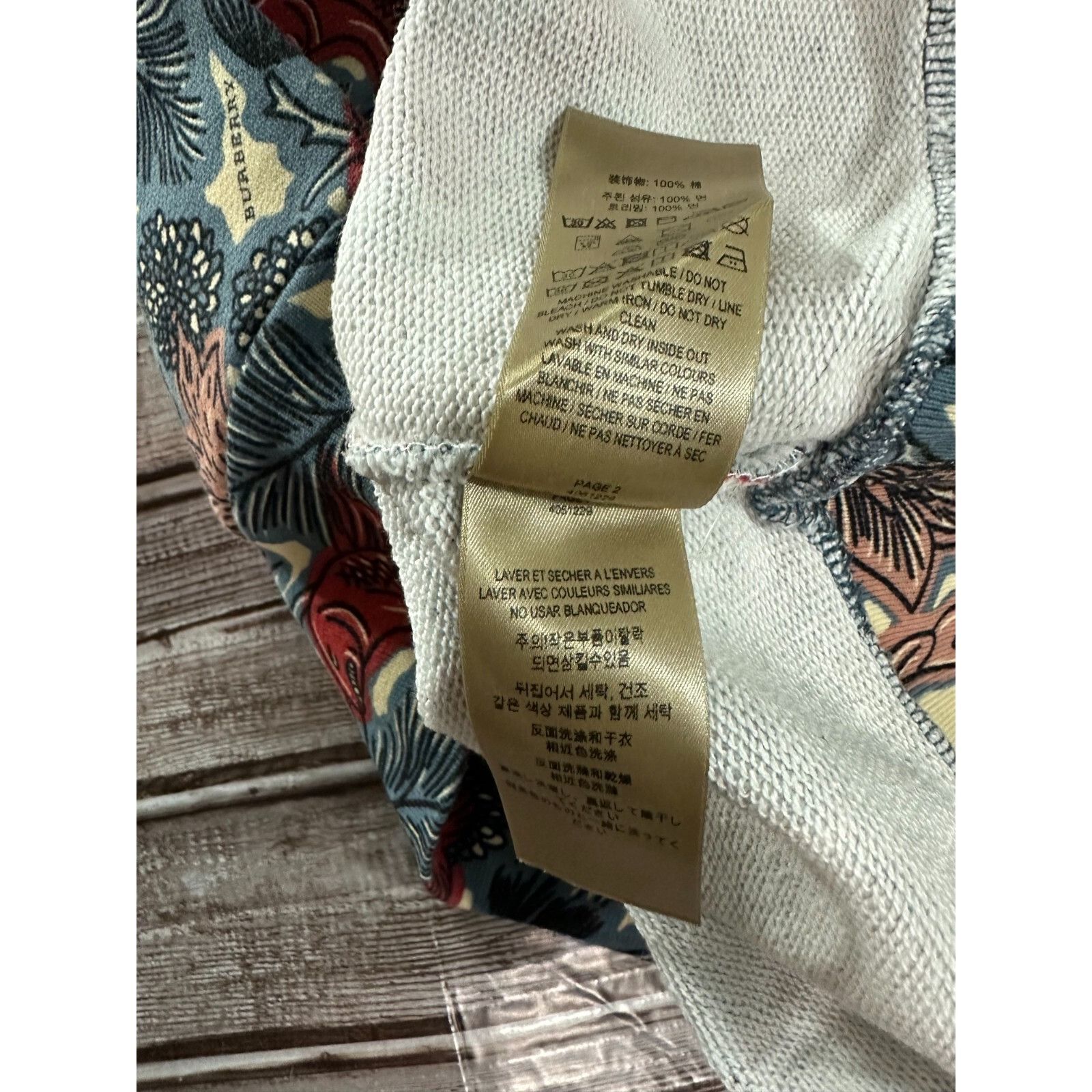 Burberry BURBERRY RARE Beasts collection 2017 Animal Print Sweater Si Size S / US 4 / IT 40 - 4 Thumbnail