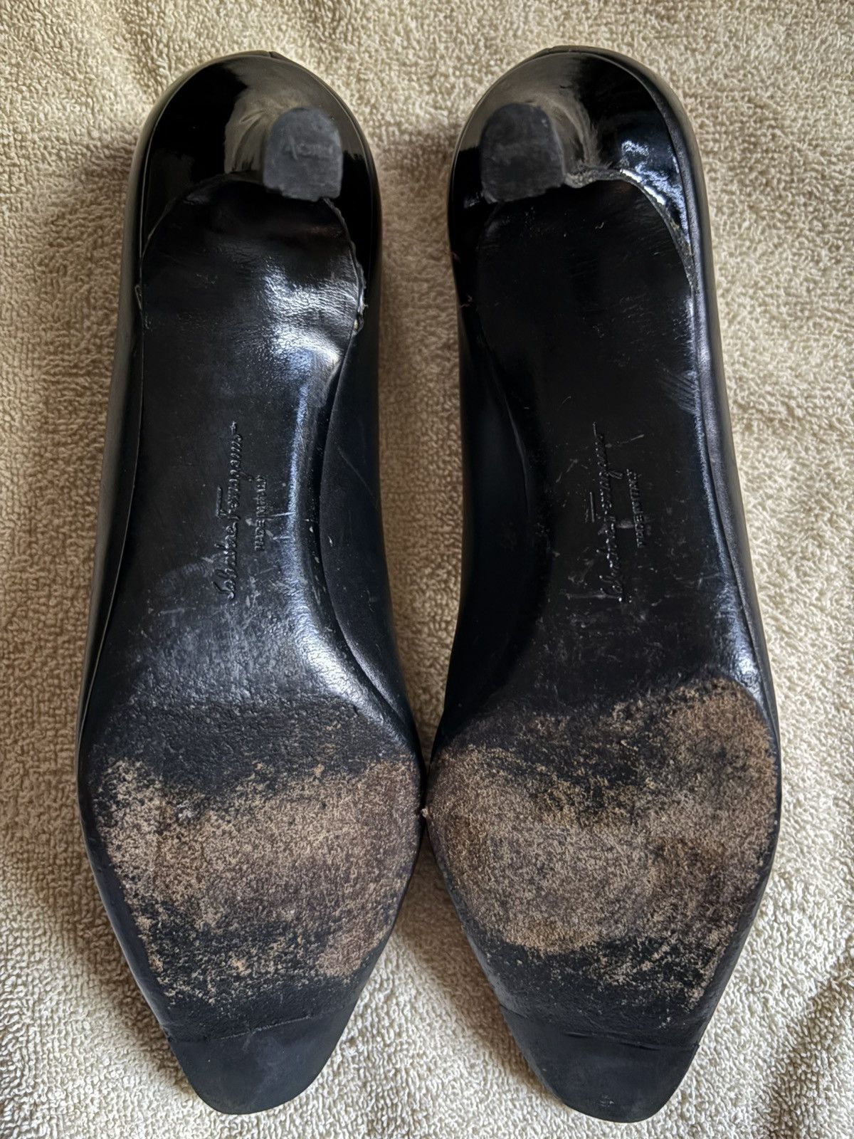 Salvatore Ferragamo 90s black leather heels with patent leather toe cap Size US 4.5 / IT 34.5 - 5 Thumbnail