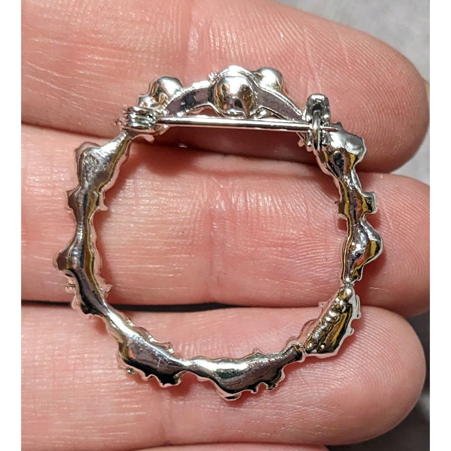 Other Dainty Blue And Silver Floral Rhinestone Wreath Brooch Size ONE SIZE - 6 Thumbnail