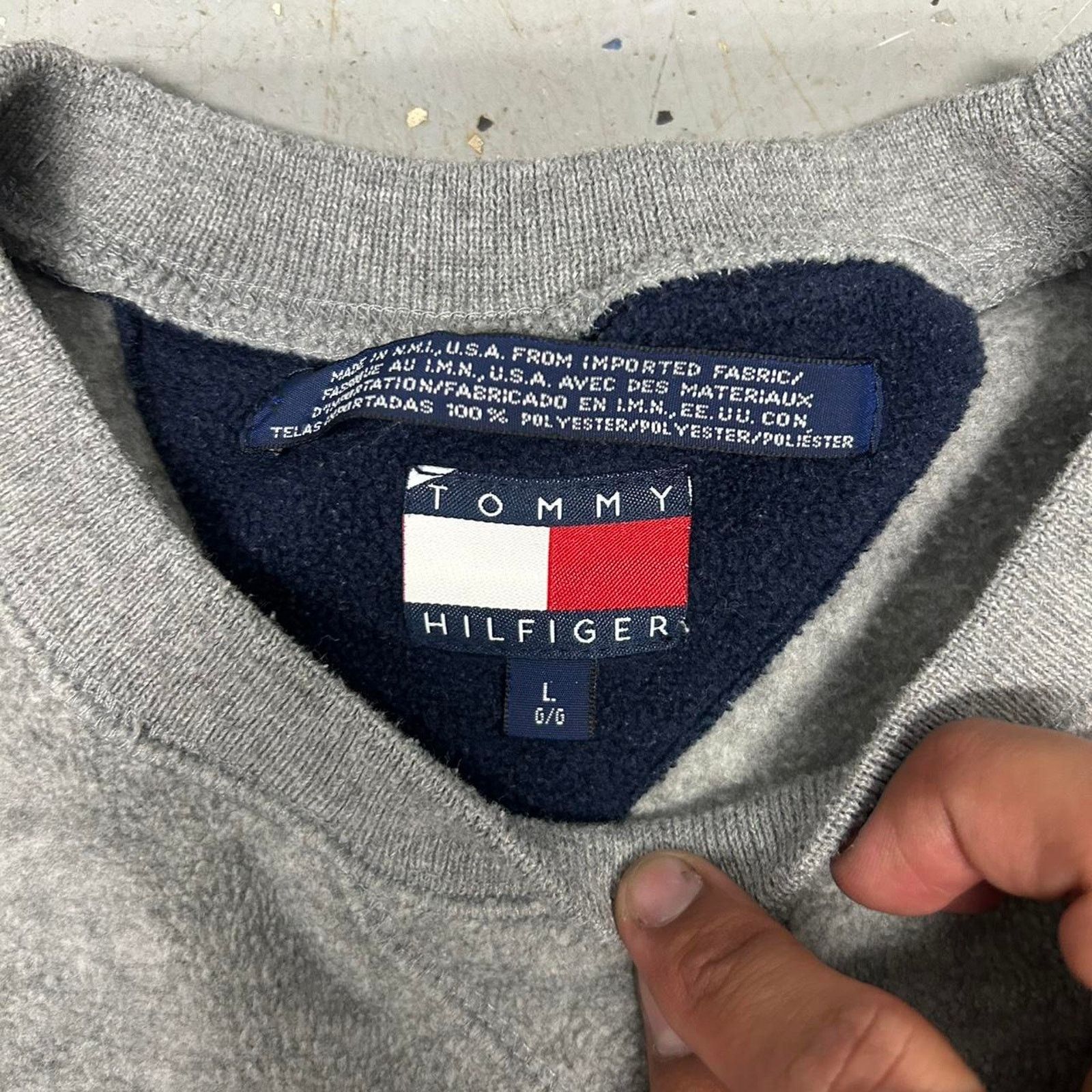 Tommy Hilfiger Vtg grey tommy hilfiger sweatshirt Size US L / EU 52-54 / 3 - 4 Thumbnail