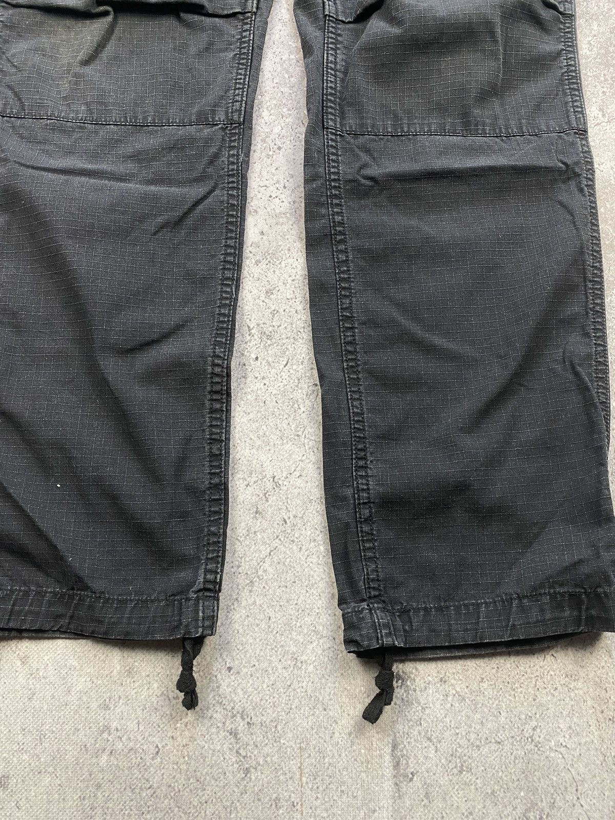 Carhartt × Dickies × Vintage VINTAGE CARHARTT CARGO BAGGY PANTS FADED BLACK 00s Size US 32 / EU 48 - 5 Thumbnail