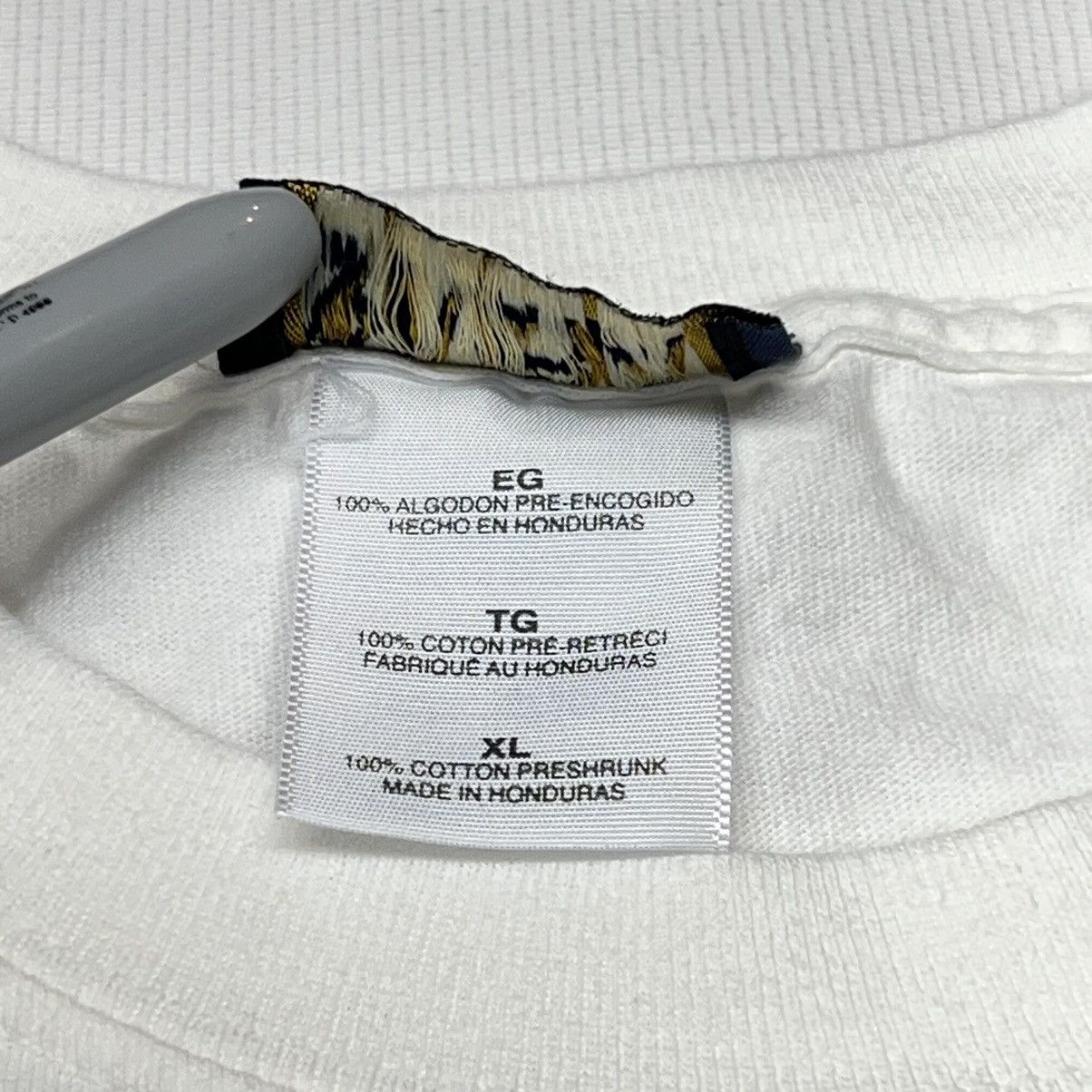 NBA NBA Finals Tee Shirt White Trophy Champions Basketball Y2K Size US XL / EU 56 / 4 - 7 Thumbnail