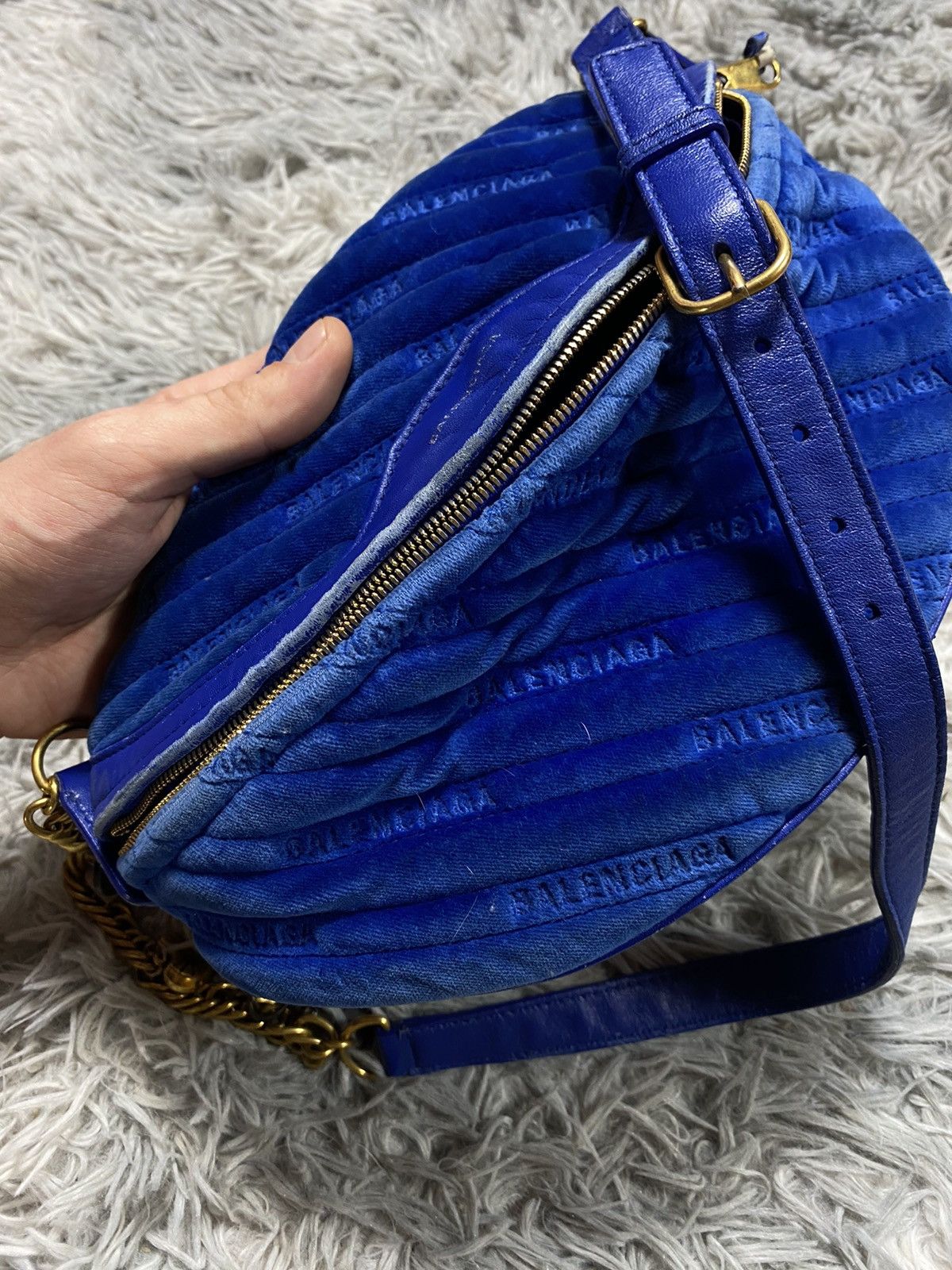 Balenciaga × Vintage Balenciaga Blue Velvet Belt Bag with Chain — Iconic Style Size ONE SIZE - 14 Thumbnail