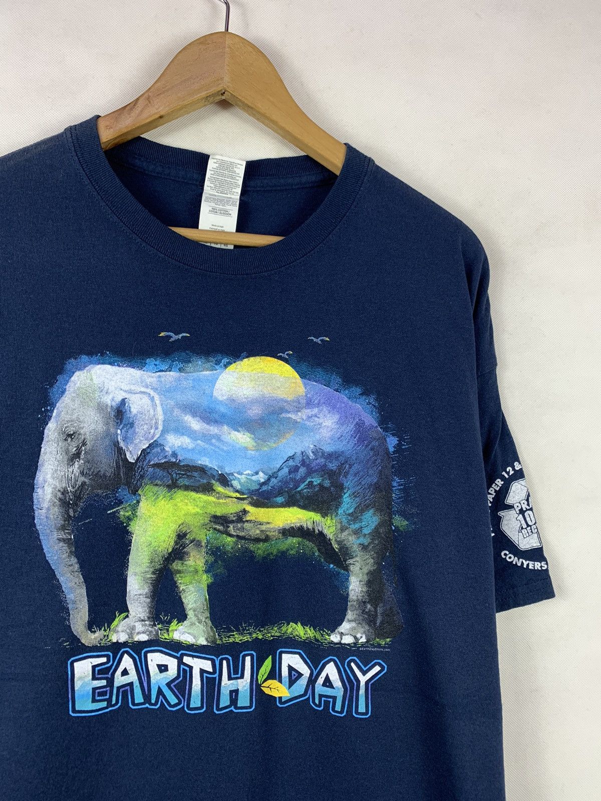 Habitat Steals! Earth Day Nature Habitat Wildlife Recycle Tee Size US XL / EU 56 / 4 - 2 Thumbnail