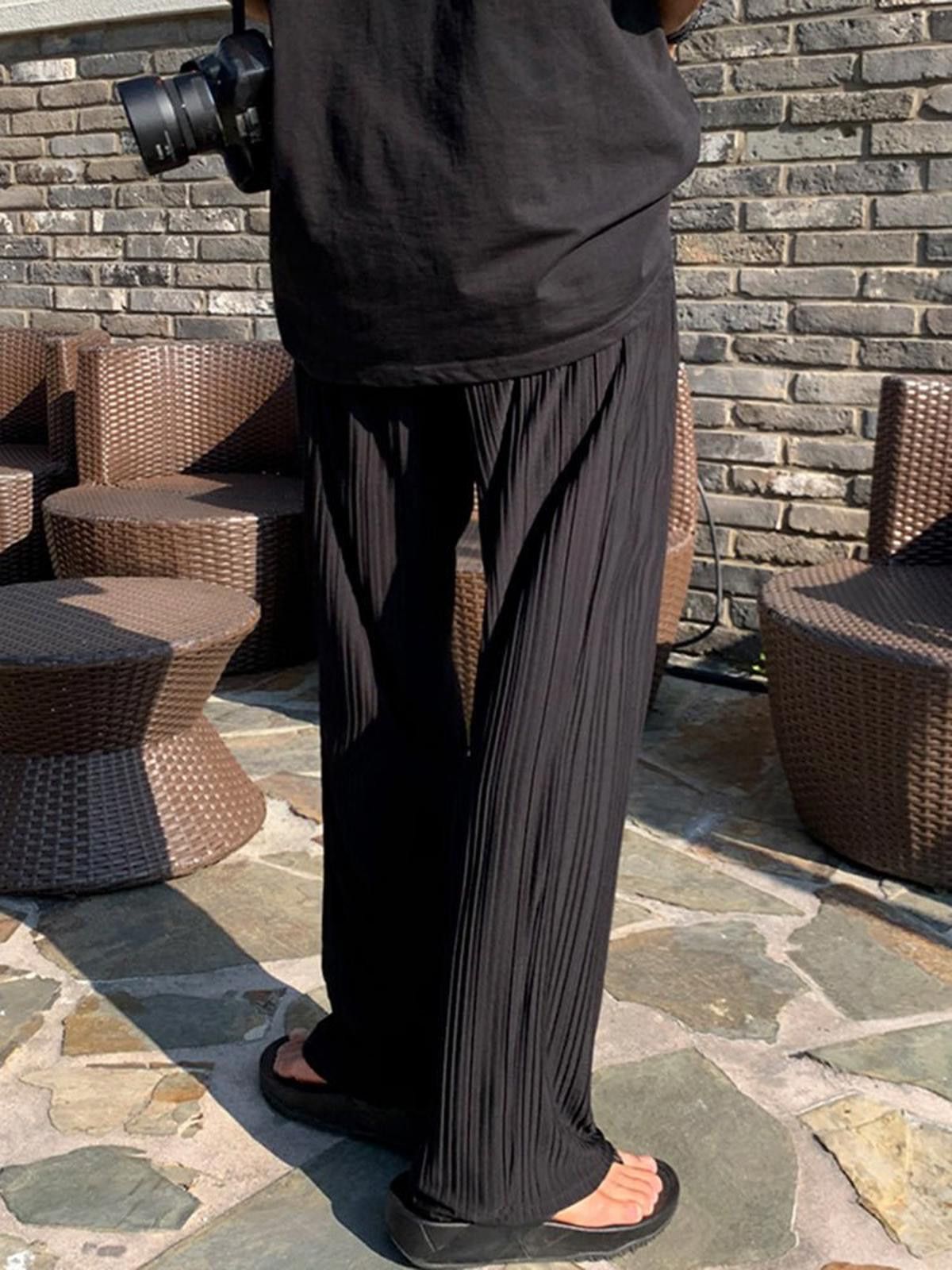 Vintage Black Striped Pleated Wide-Leg Trousers / Pants Size US 32 / EU 48 - 4 Thumbnail
