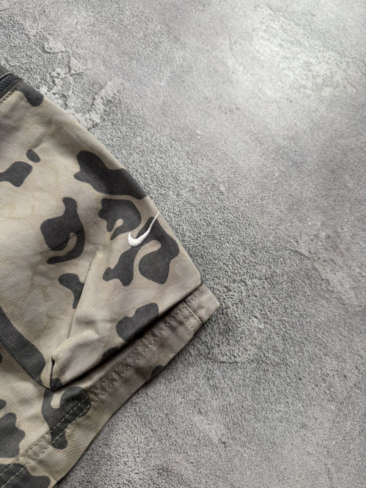 Nike Nike M/size camouflage cargo shorts 🩳 casual Size US 32 / EU 48 - 4 Thumbnail