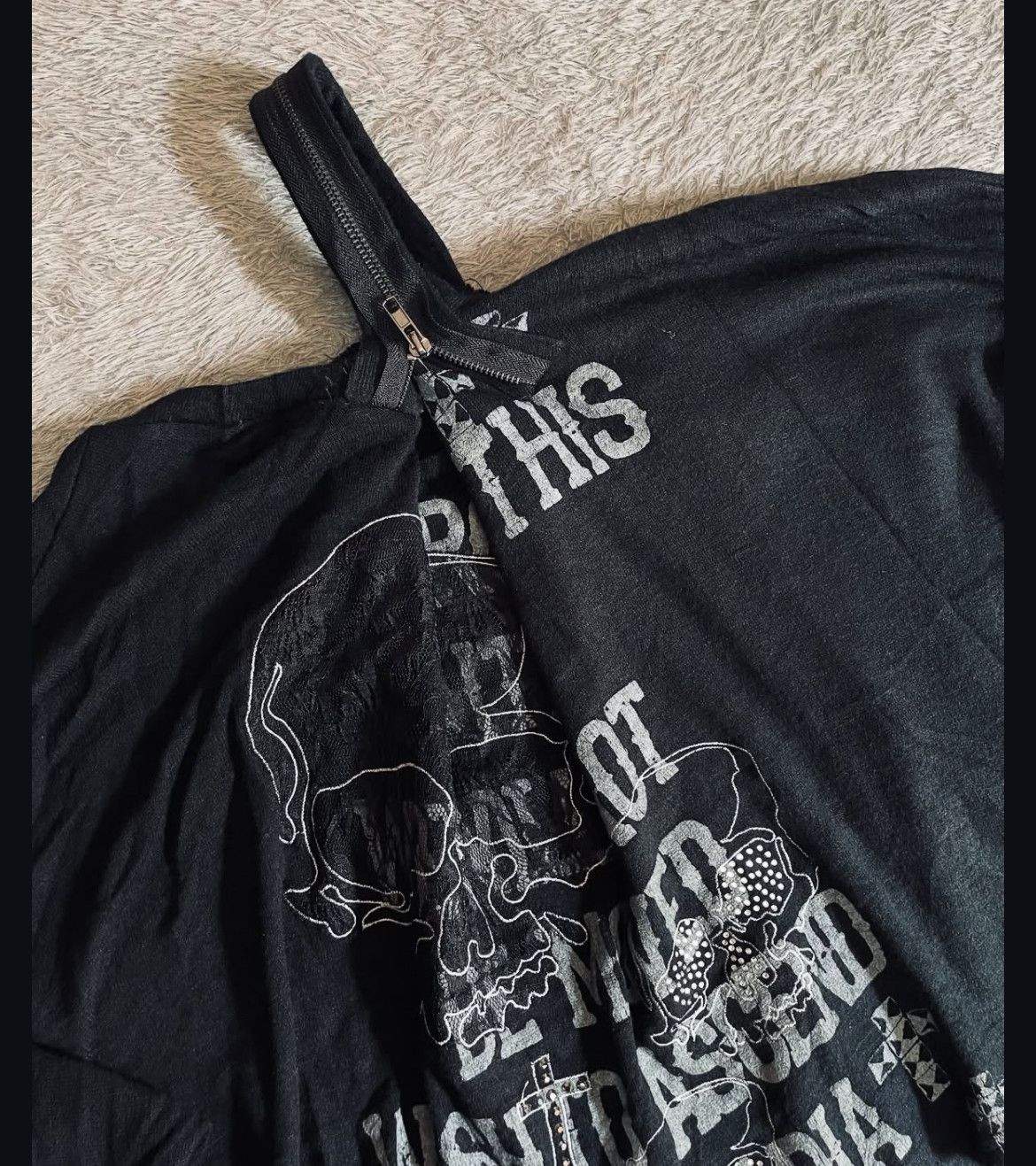 Japanese Brand 2000s Archival Japanese Skull Studded Poem Ls Shirt y2k Lgb Size US M / EU 48-50 / 2 - 4 Thumbnail