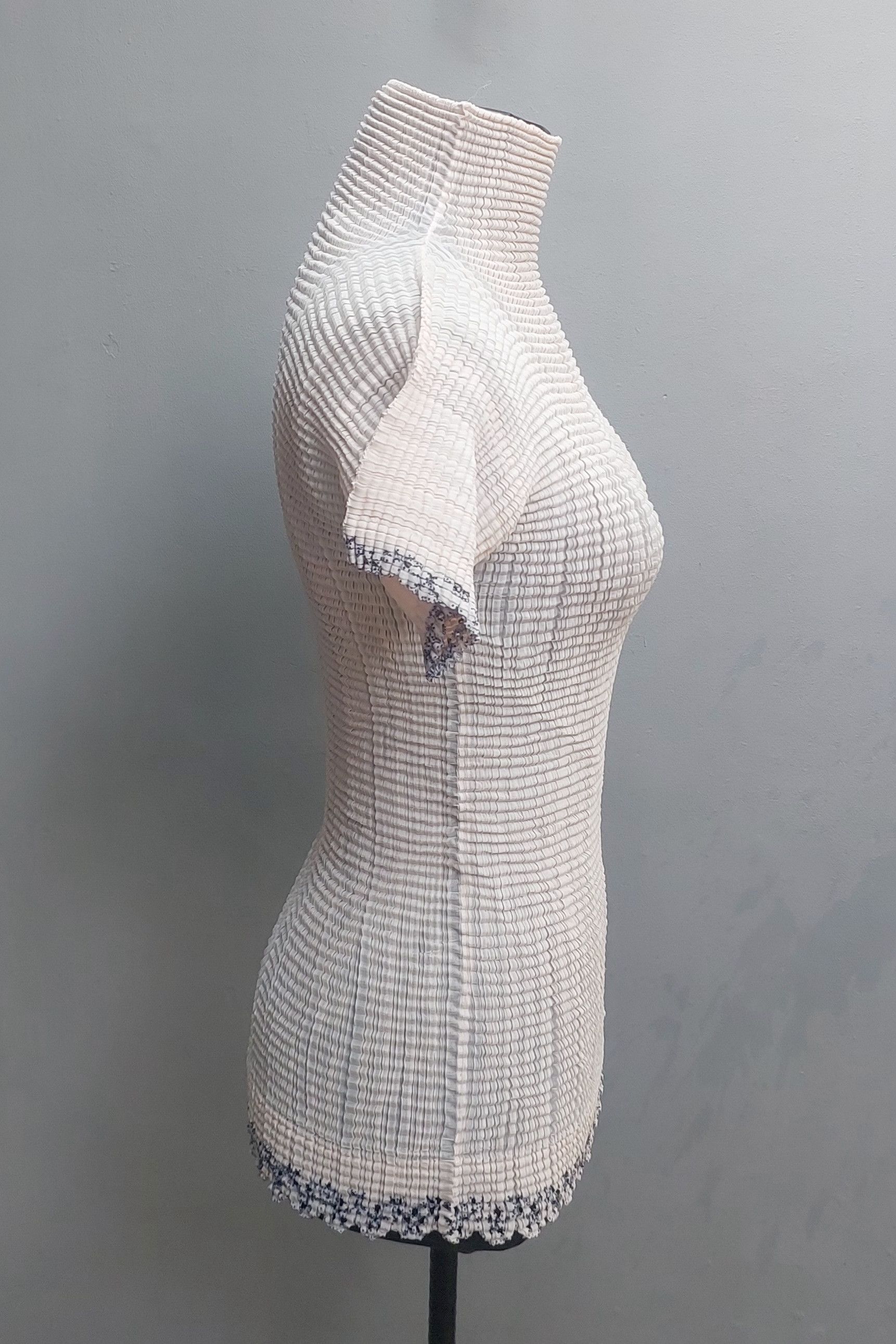 Issey Miyake Pleats Please x Issey Miyake 2 Size XS / US 0-2 / IT 36-38 - 2 Thumbnail