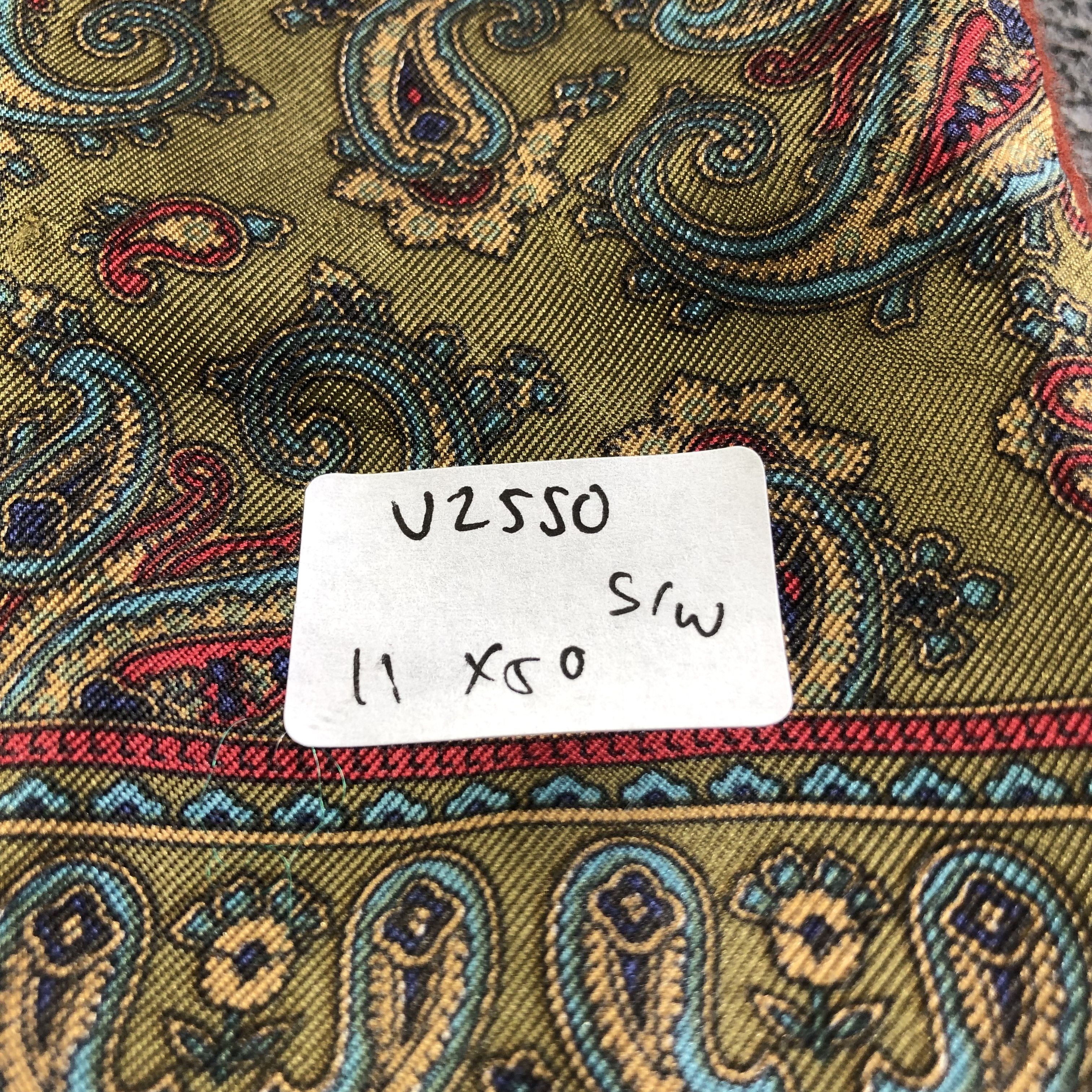 Pierre Balmain Pierre Balmain Silk/Wool Paisley Scarf Muffler V2550 Size ONE SIZE - 7 Thumbnail