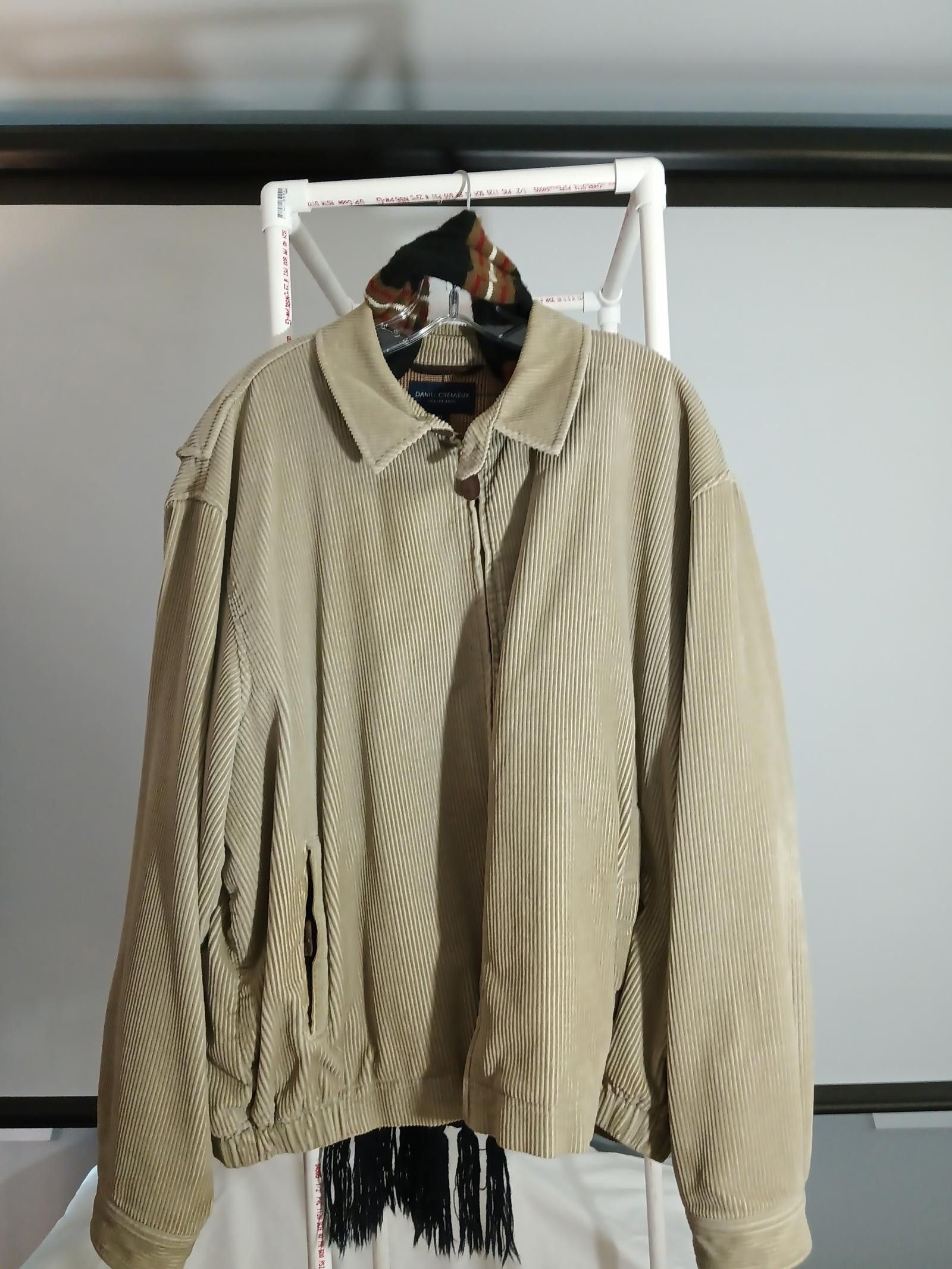 Daniel Cremieux Daniel Cremieux Men's Corduroy Jacket - Stylish and Cozy Size US L / EU 52-54 / 3 - 1 Thumbnail