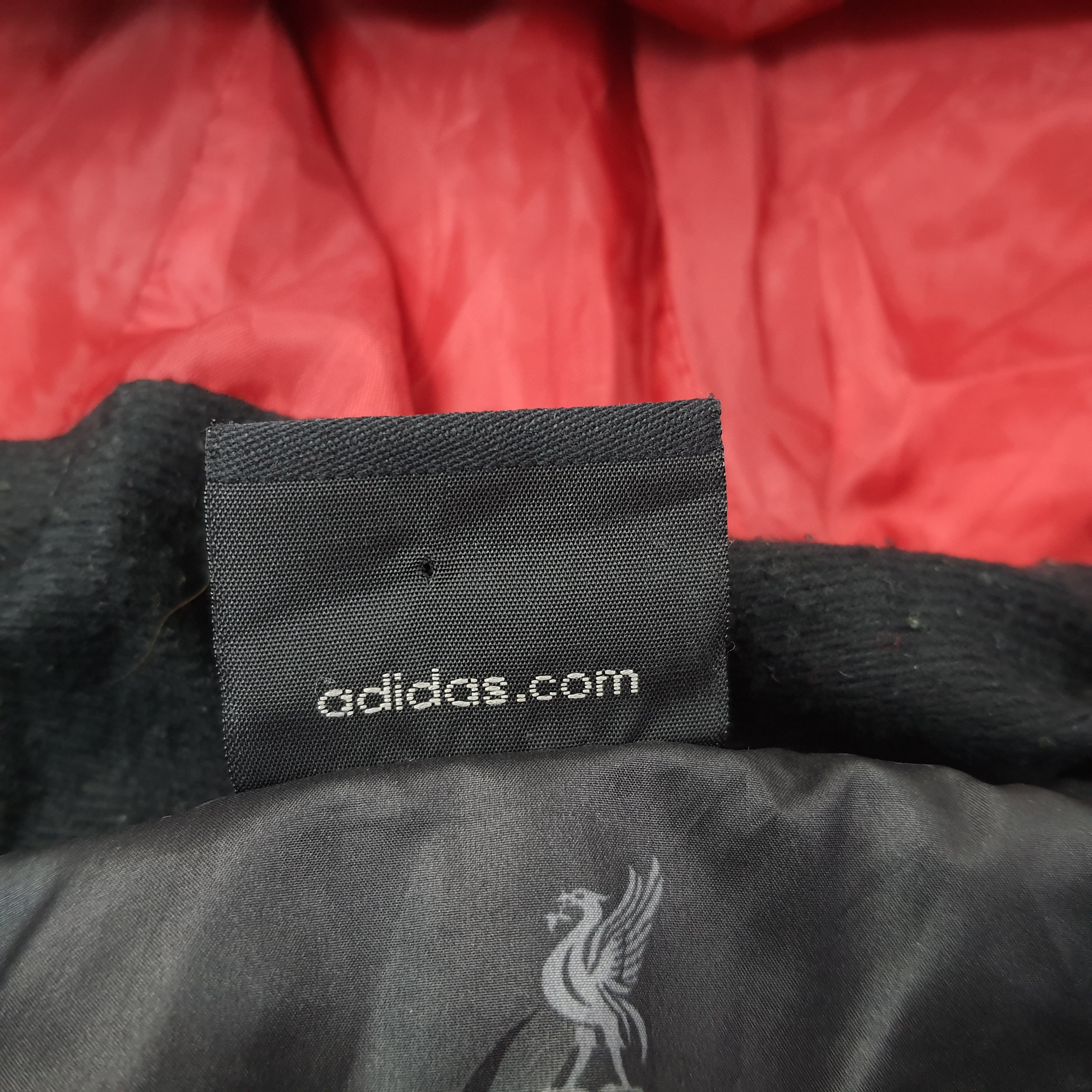 Adidas Vintage Adidas Liverpool F.C Puffer Jacket C262N5 Size US L / EU 52-54 / 3 - 9 Thumbnail