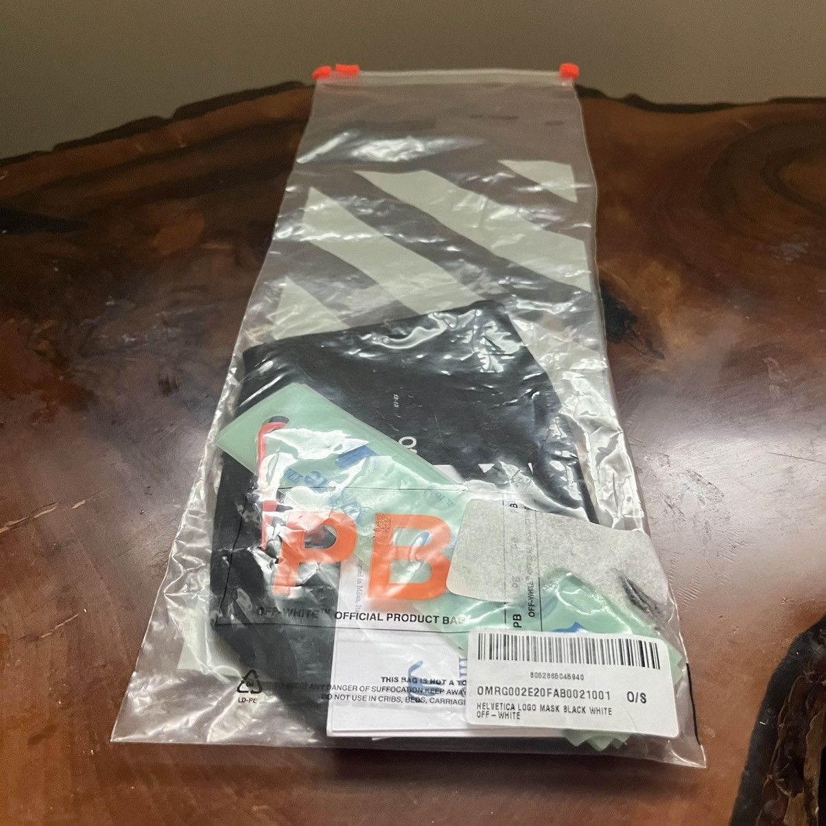 Off-White Helvetica Logo Mask Size ONE SIZE - 6 Thumbnail