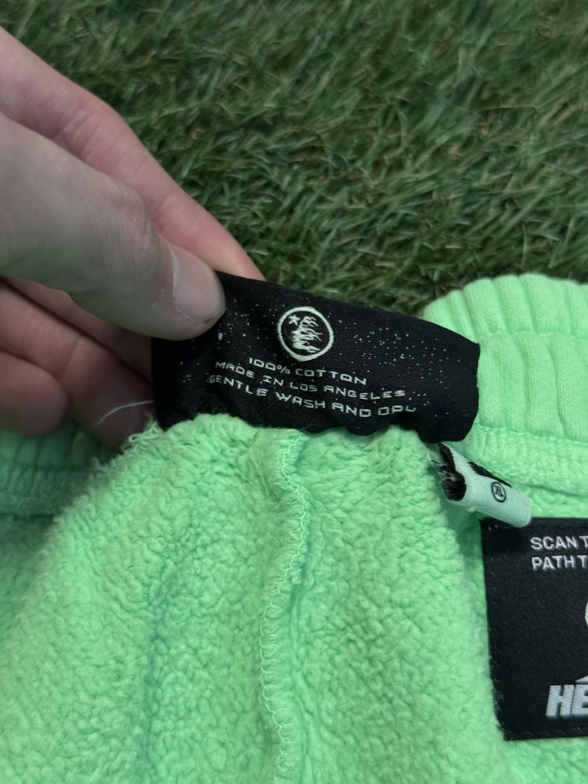 HELLSTAR Hellstar Sports Green Shorts Size XL (NEW) Size US 34 / EU 50 - 5 Thumbnail