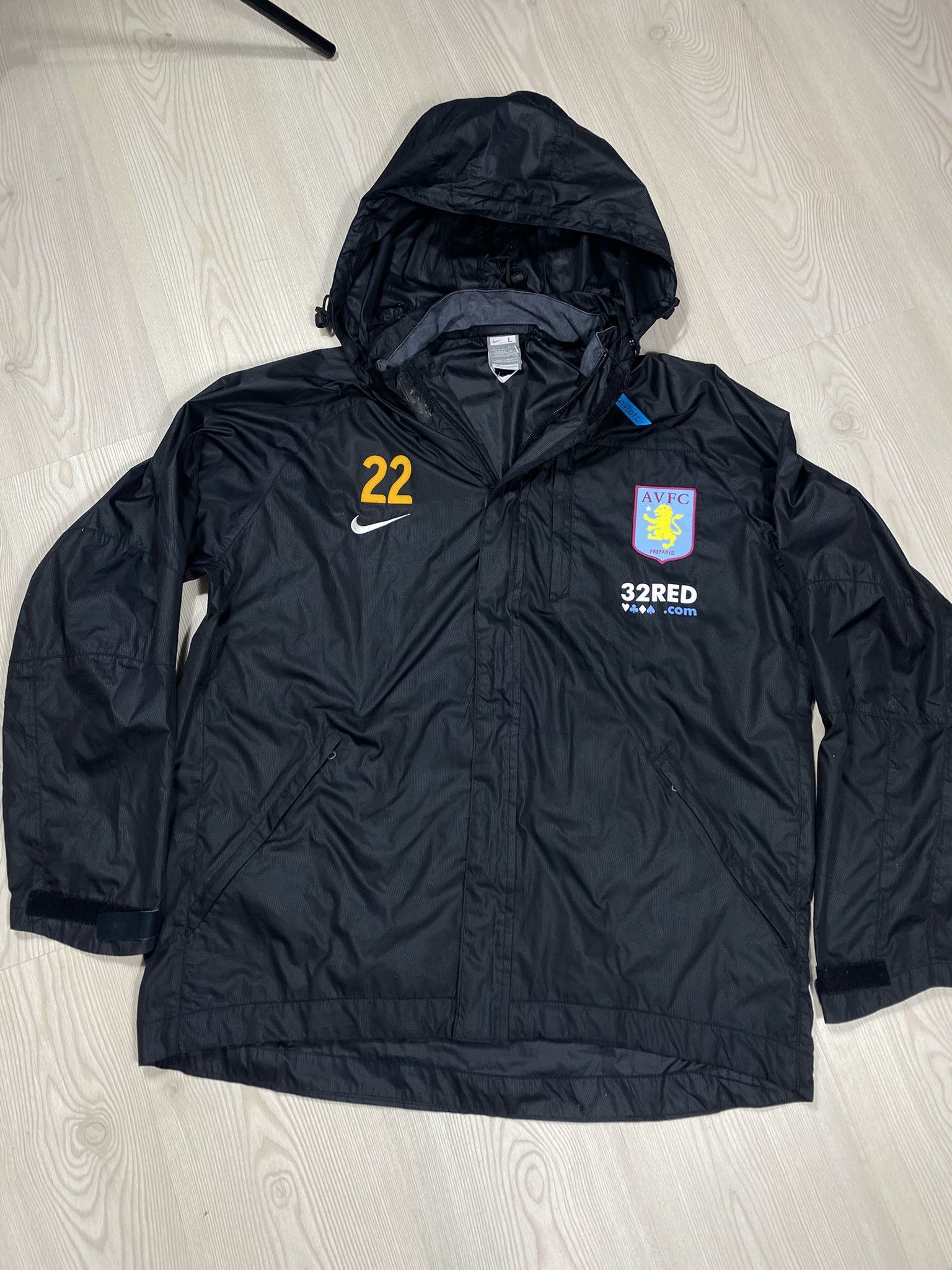 Nike Aston Villa Football Coat 2008 Hooded Stormfit Waterproof Size US L / EU 52-54 / 3 - 2 Thumbnail
