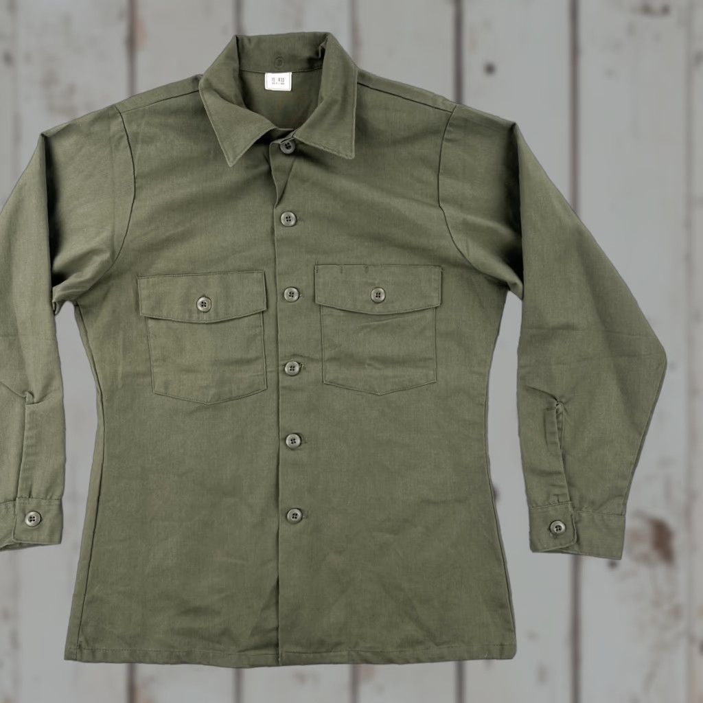 Olive VINTAGE US Army OG-507 Utility Shirt Mens Olive 70s Long Sleeve Collared Button 15 1/2 x 33 Green Regular Men Size US XS / EU 42 / 0 - 1 Thumbnail