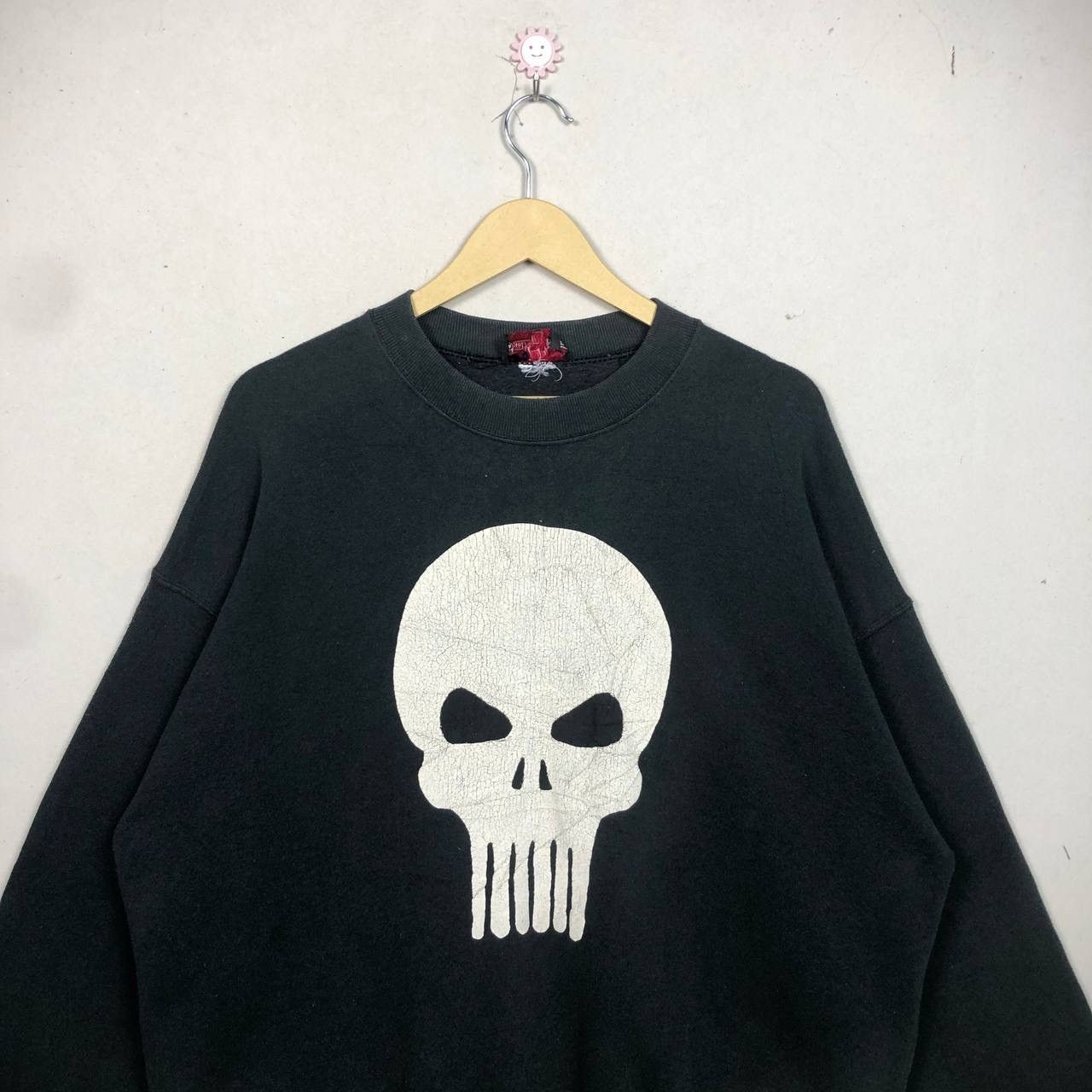 Vintage 90s Thrashed The Punisher Skull Faded Sweatshirt ERD GRUNGE Size US L / EU 52-54 / 3 - 3 Thumbnail