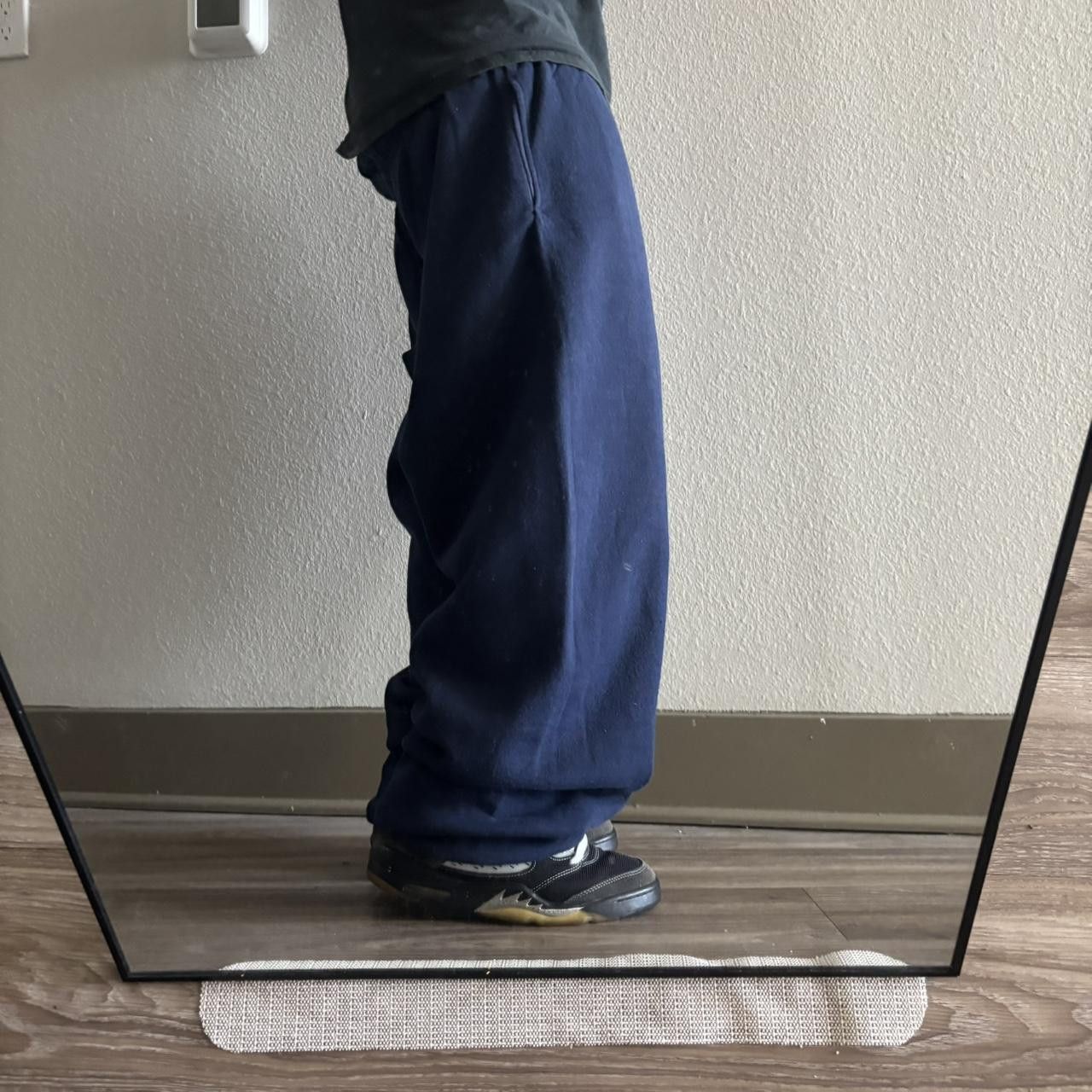 Japanese Brand Crazy Vintage Y2K/2000s Baggy Navy Blue Skater Style Essential Sweatpants! Size L Size US 34 / EU 50 - 2 Thumbnail