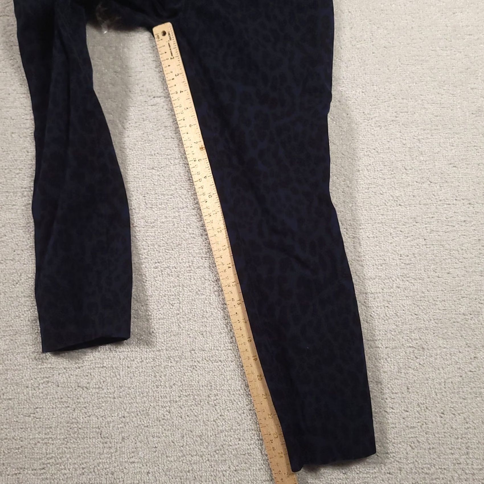 Gap Gap Signature Ankle Skinny Pants Women’s 4 Blue Leopard Print Khakis Streetwear Everyday Wear Size 27" / US 4 / IT 40 - 5 Thumbnail