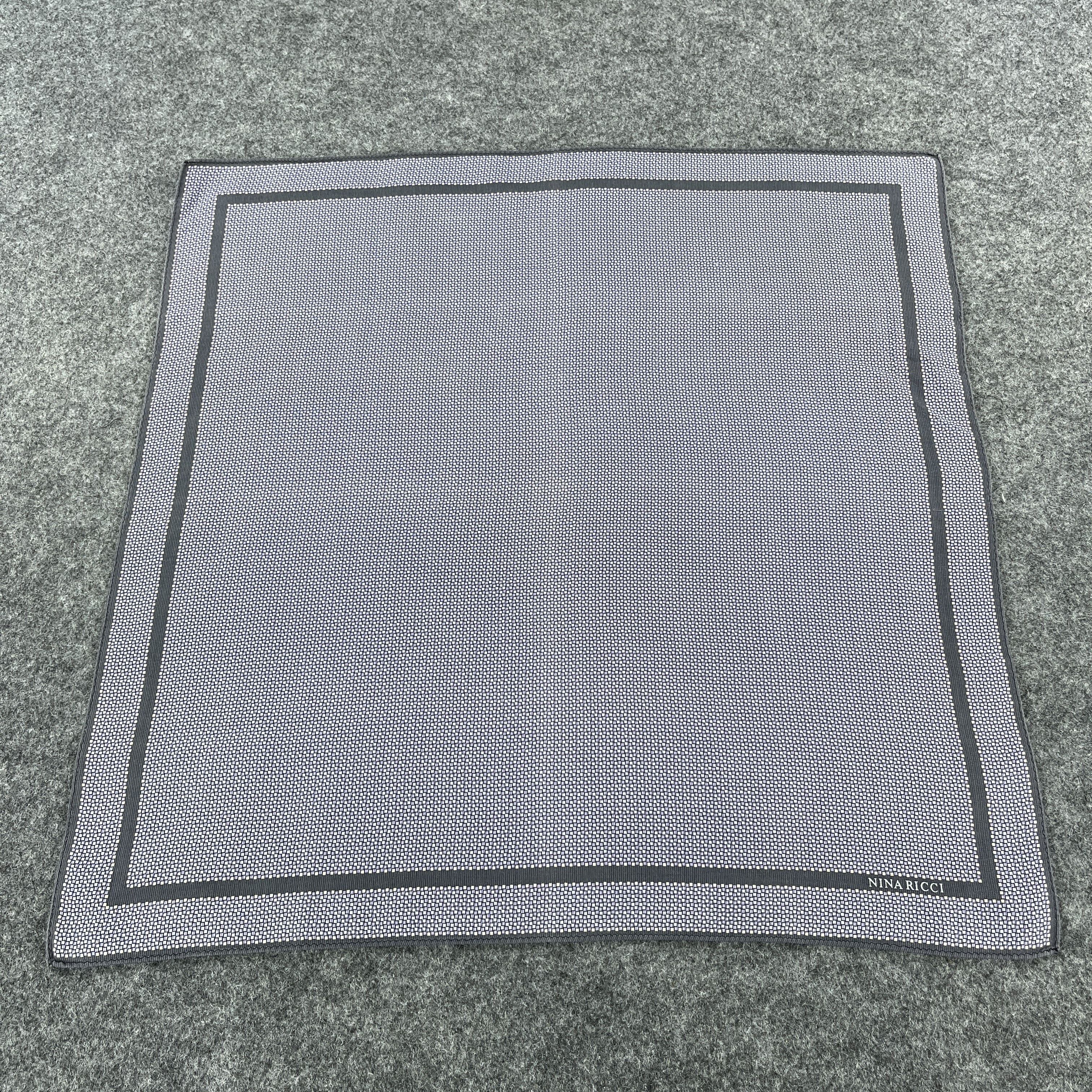 Nina Ricci Nina Ricci Handkerchief / Bandana / Neckerchief B476 Size ONE SIZE - 2 Thumbnail