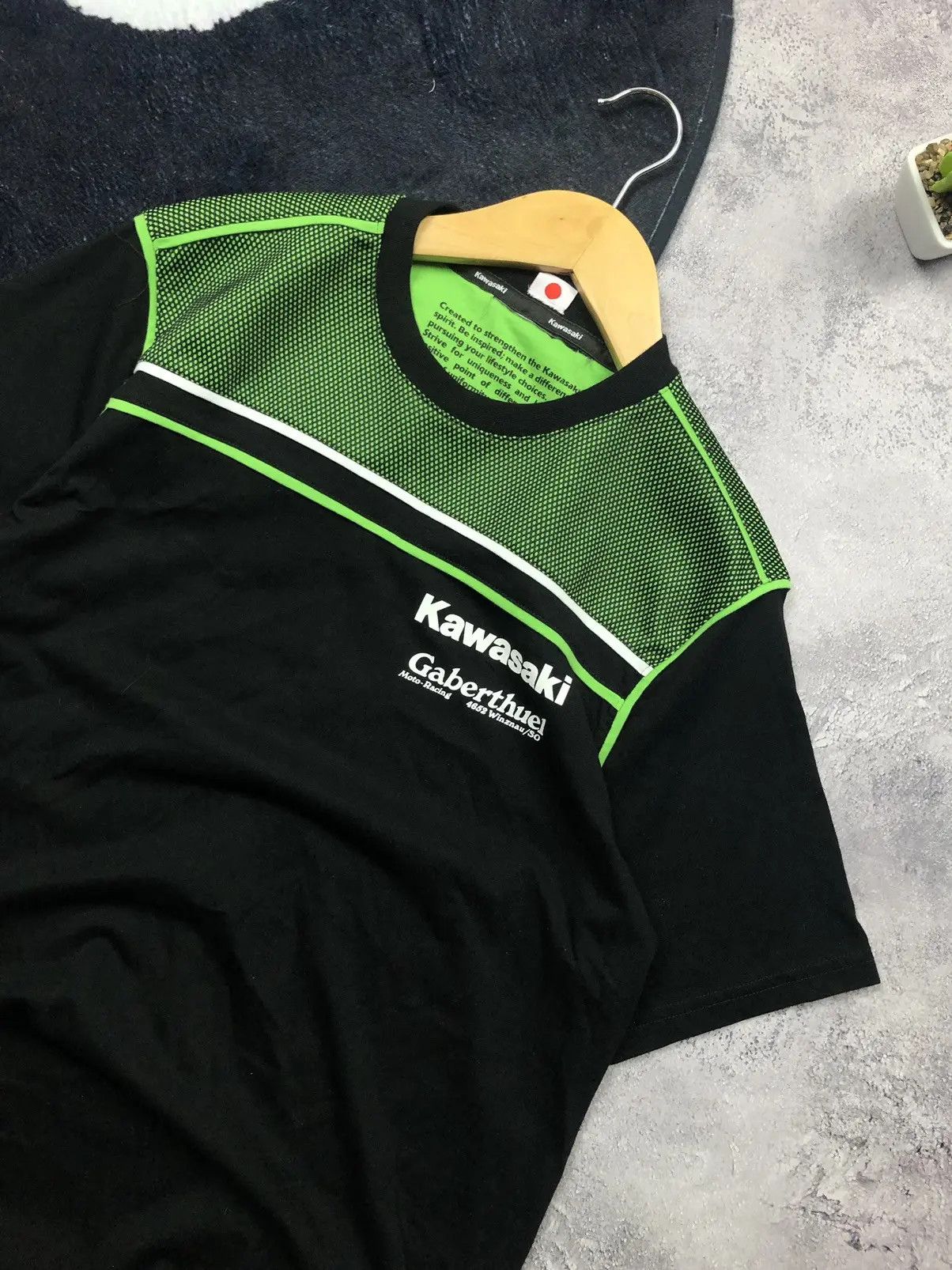 Vintage KAWASAKI Vintage T-Shirt Big Logo Motosports Racing Street Size US M / EU 48-50 / 2 - 6 Thumbnail
