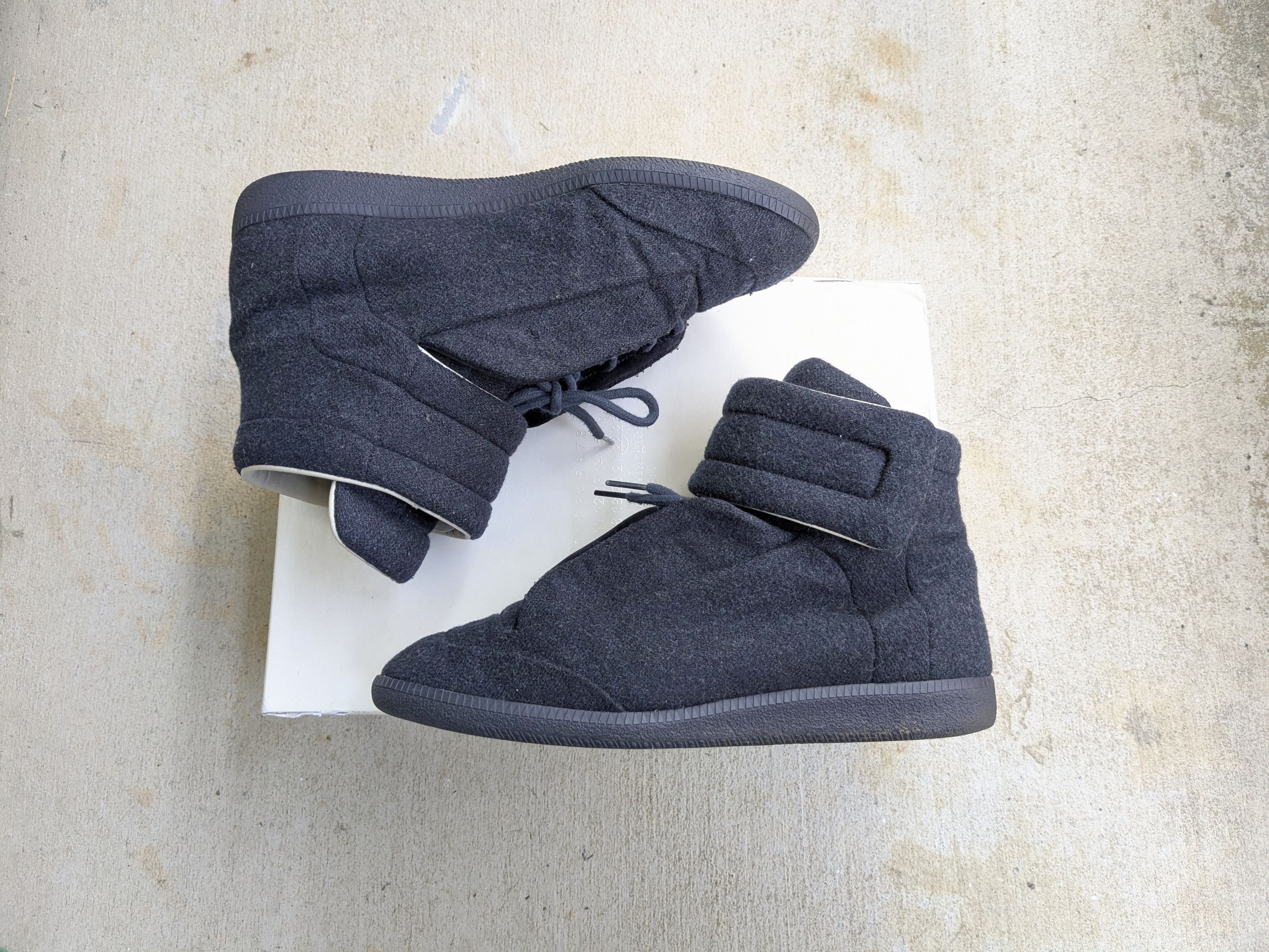 Maison Margiela Maison Margiela Future Navy Blue Wool 9 42 High Tops Size US 9 / EU 42 - 1 Thumbnail