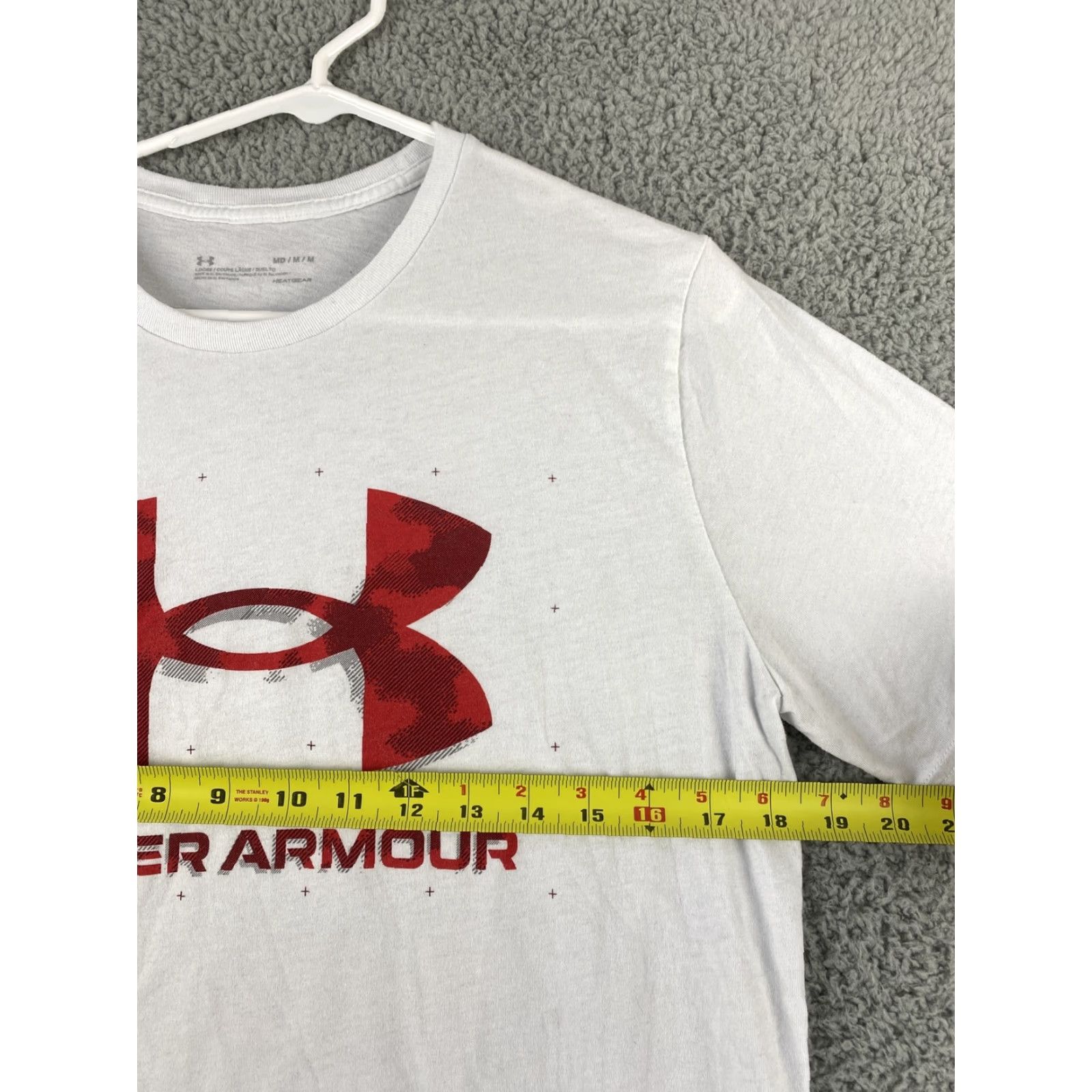 Under Armour Under Armour Men UA Graphic Tee Short Sleeve T-Shirt M White 36-20 / - Regular Cotton Crew Neck / 36-20 Size US M / EU 48-50 / 2 - 4 Thumbnail