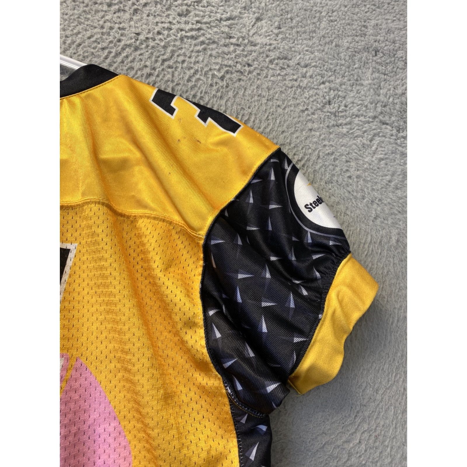Logo 7 Unbranded Steelers jersey Yellow Logo Practice Short Sleeve Shirt S Adult/98-54 Size US S / EU 44-46 / 1 - 8 Thumbnail