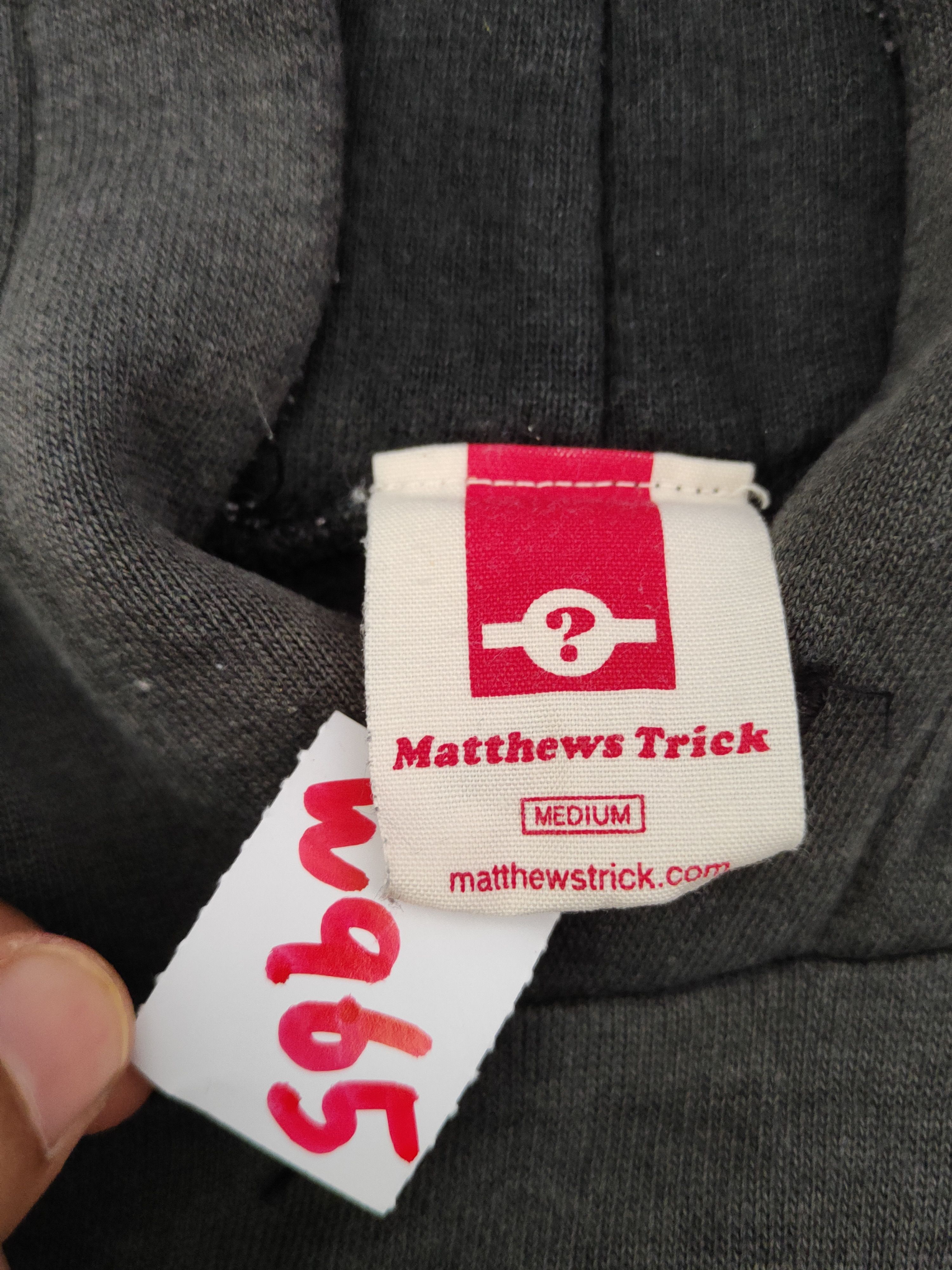 Japanese Brand Matthews Trick Black Faded Hoodie Sweatshirts #W965 Size US M / EU 48-50 / 2 - 14 Thumbnail