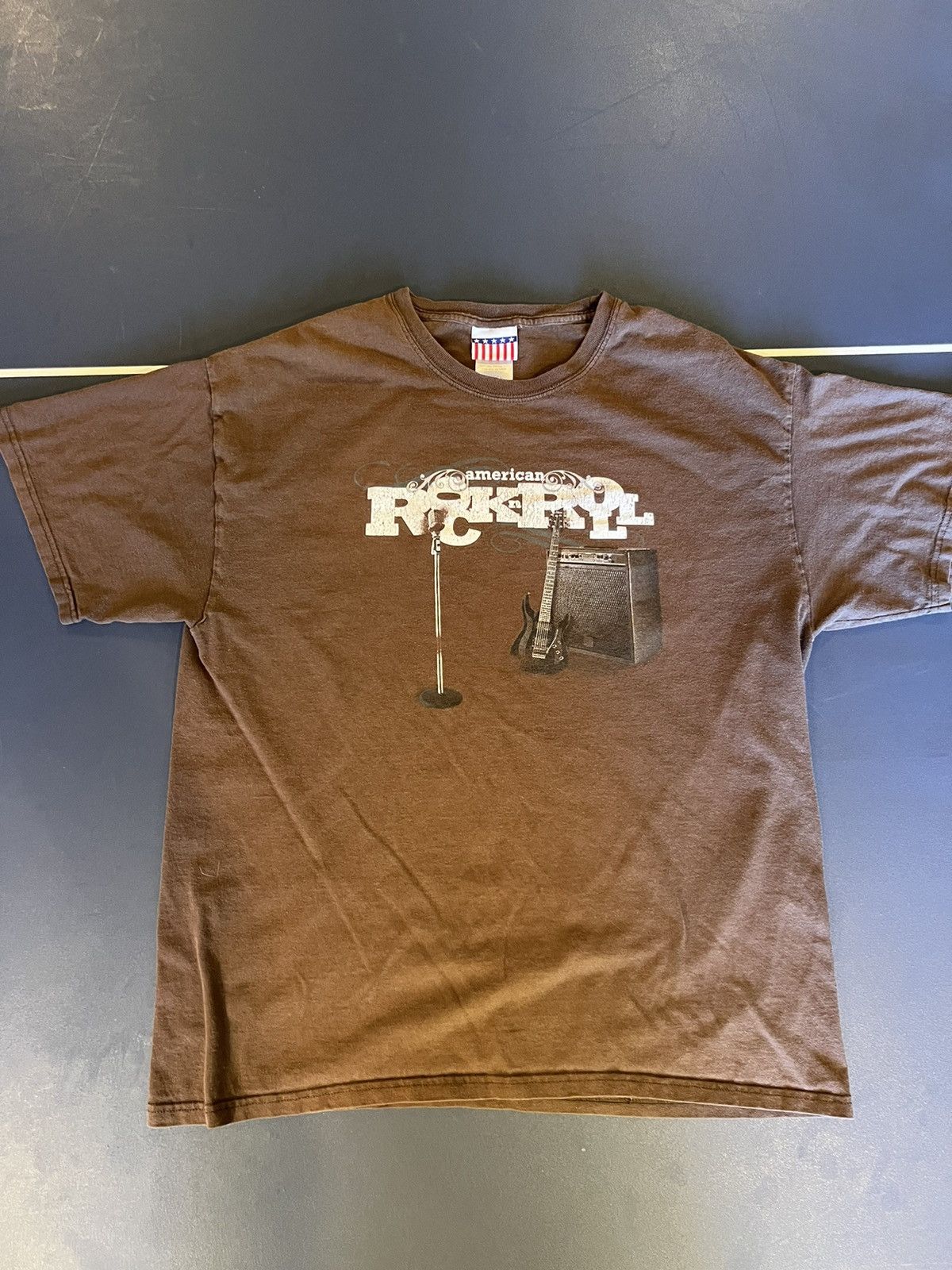 Vintage American Rock n Roll brown graphic t-shirt Size US L / EU 52-54 / 3 - 1 Thumbnail