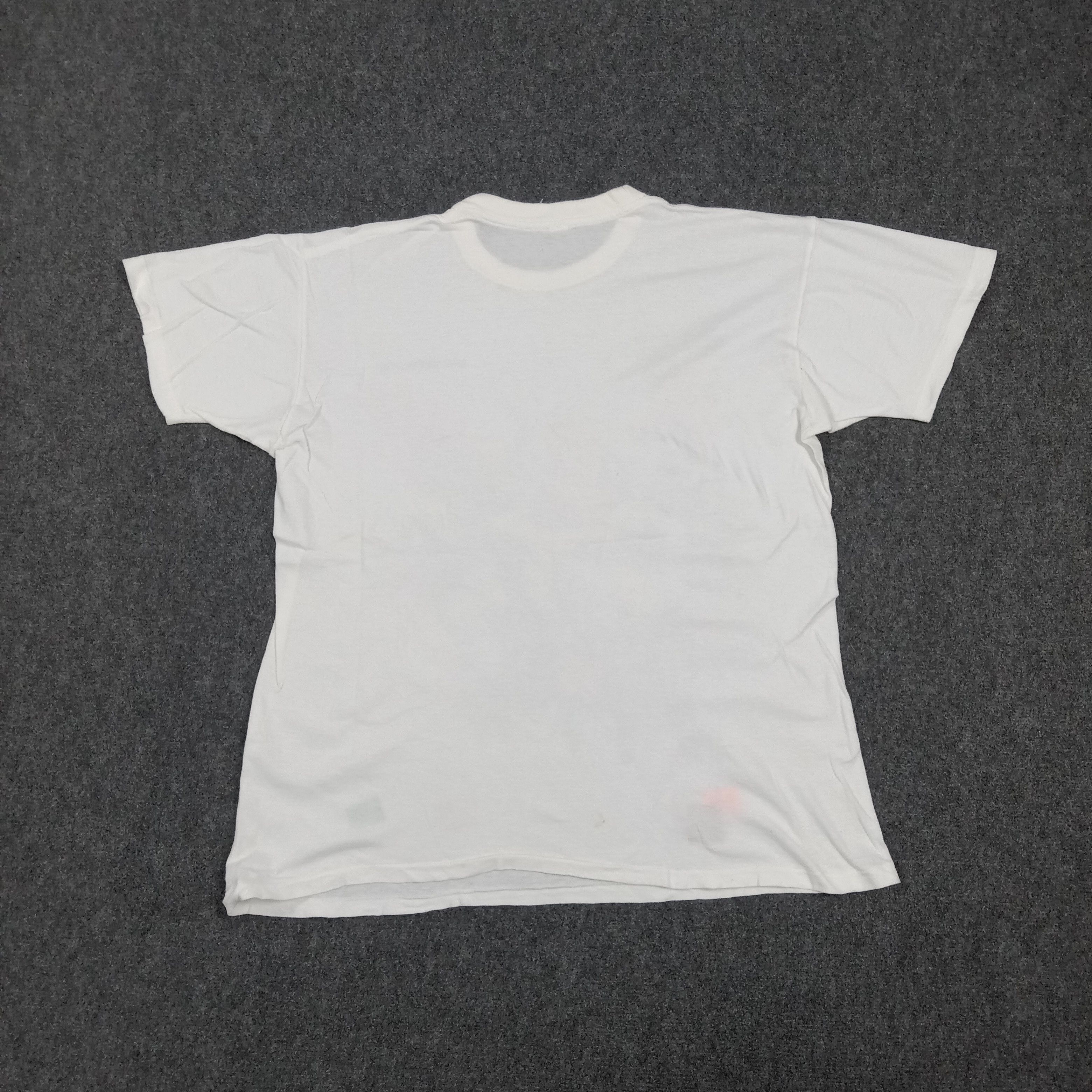 Vintage Rare 90's Michelin Tire Man Safari Graphic Tshirt C285N61 Size US L / EU 52-54 / 3 - 5 Thumbnail