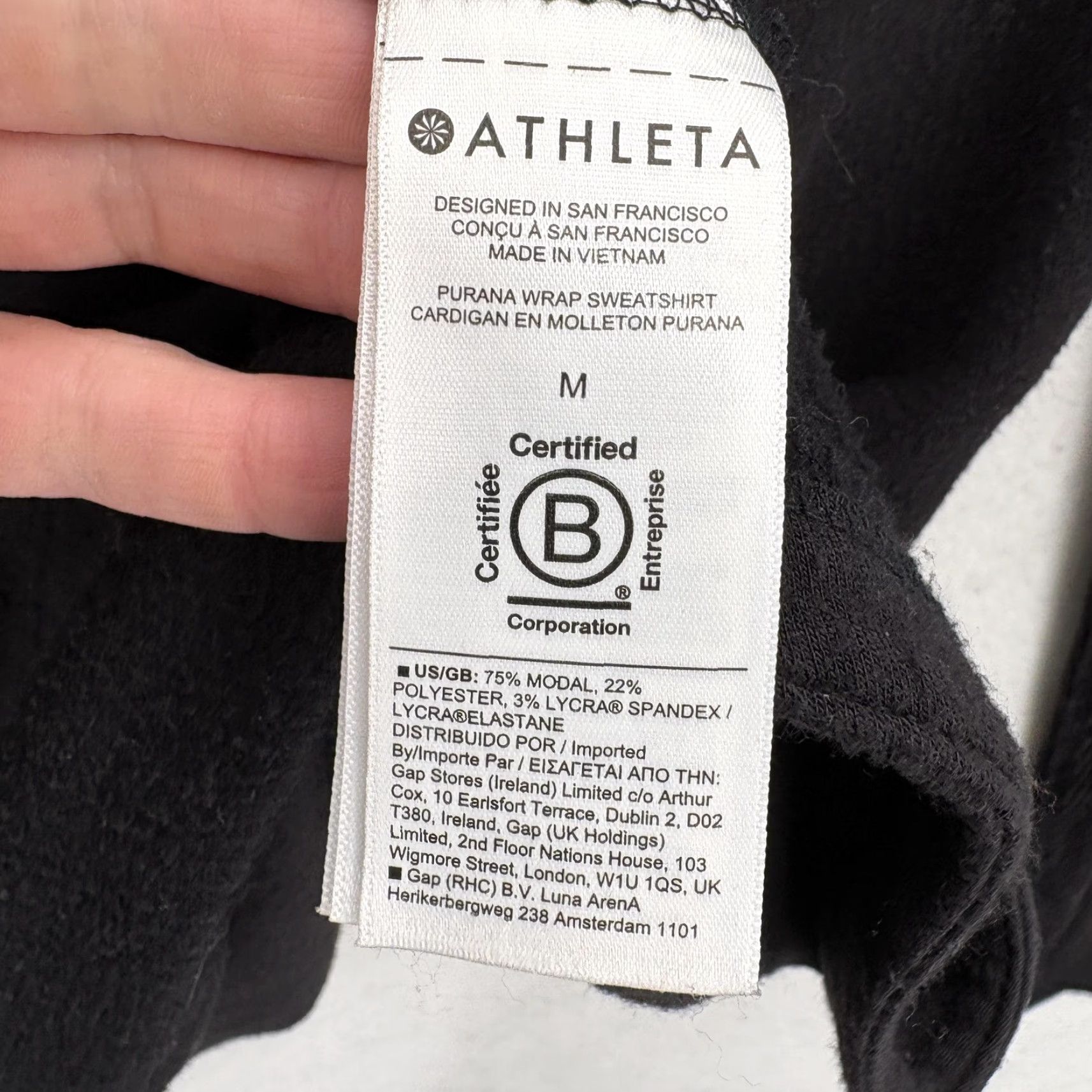 Athleta Athleta Purana Wrap Sweatshirt Womens M Black Cowl Neck Hooded Fleece Gym Sweatshirt Size M / US 6-8 / IT 42-44 - 5 Thumbnail