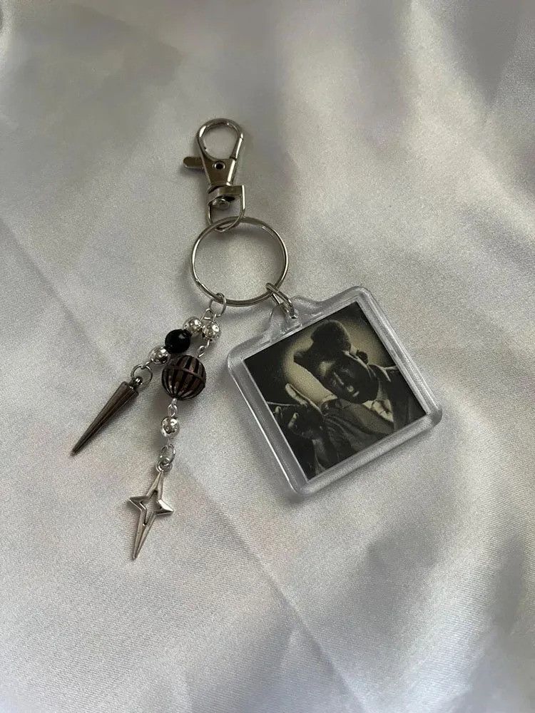 Japanese Brand × Vintage 2025 Creator Bag Beaded Charm Keychain Size ONE SIZE - 3 Thumbnail