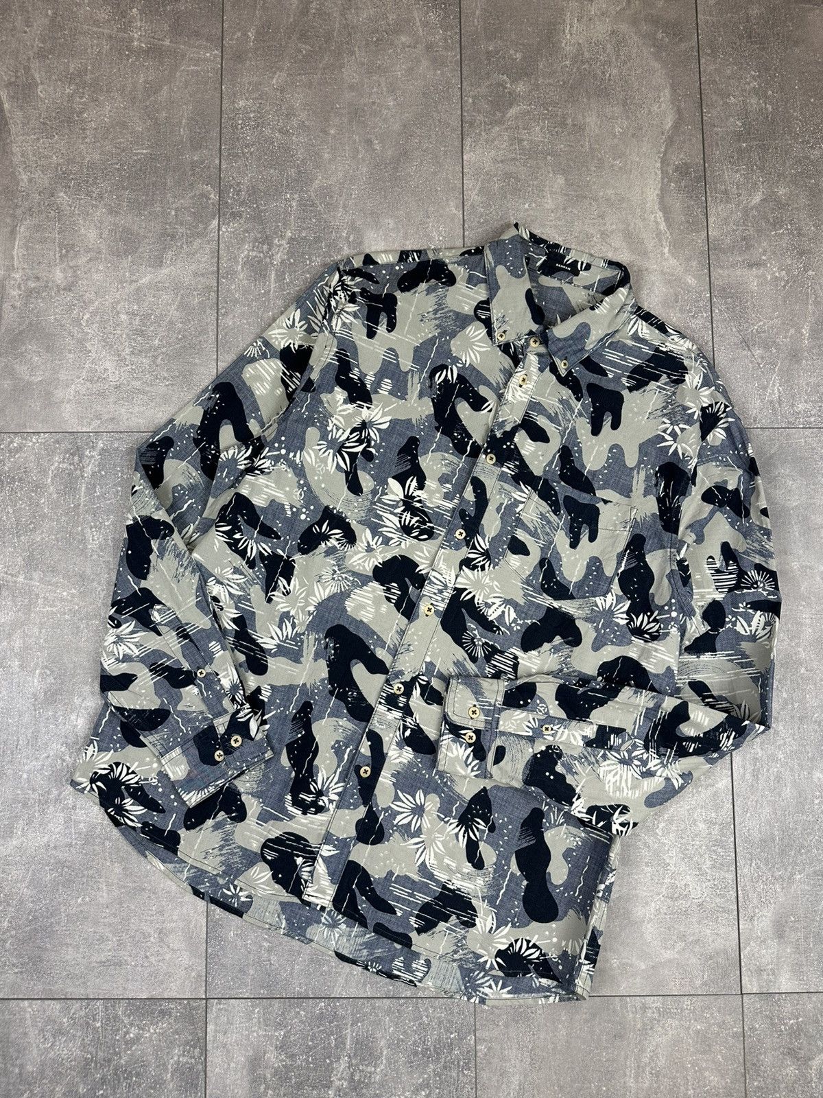 DENHAM Vintage Luxury Denham Shirts Button Up Flover Print Size US XL / EU 56 / 4 - 6 Thumbnail