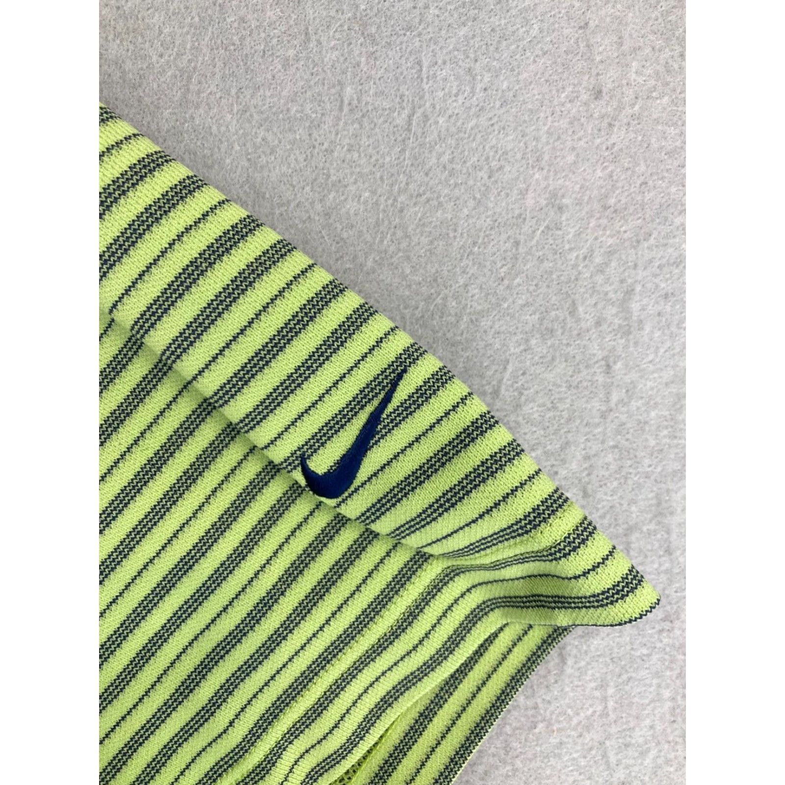 Nike Nike Dri-FIT Polo Shirt Mens Large Green Striped Polo Golf Shirt Size US L / EU 52-54 / 3 - 4 Thumbnail