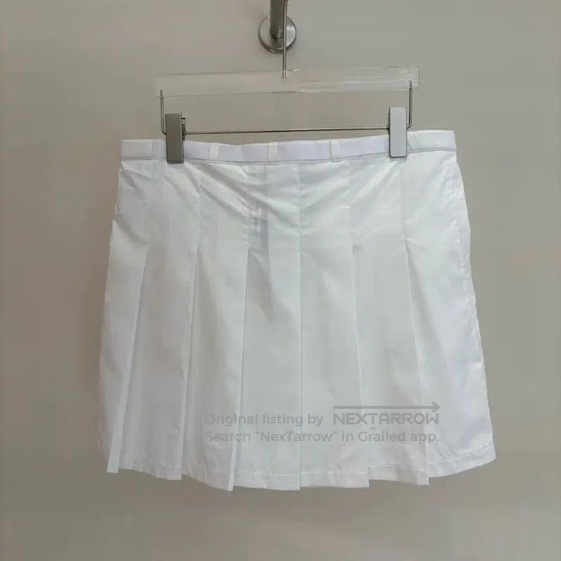 Dior Dior Pleated White Mini Skirt Summer Collection . Size 22" - 1 Thumbnail