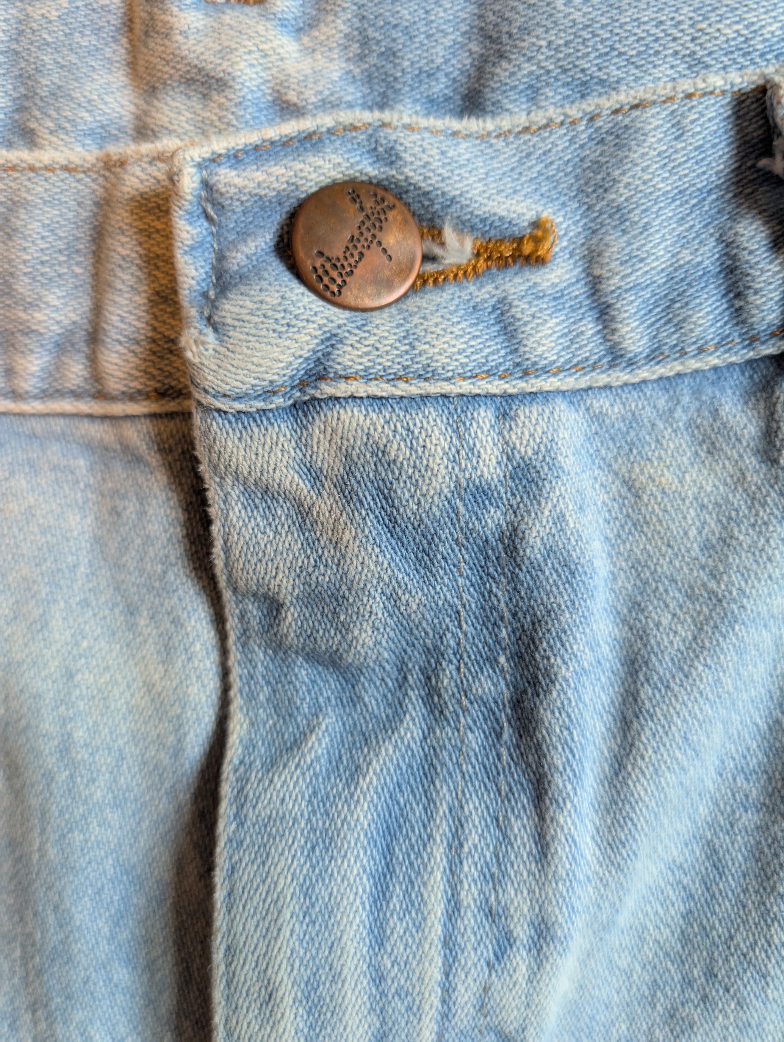 Wrangler Wrangler light wash jeans size 32 x 38 Size US 32 / EU 48 - 11 Thumbnail
