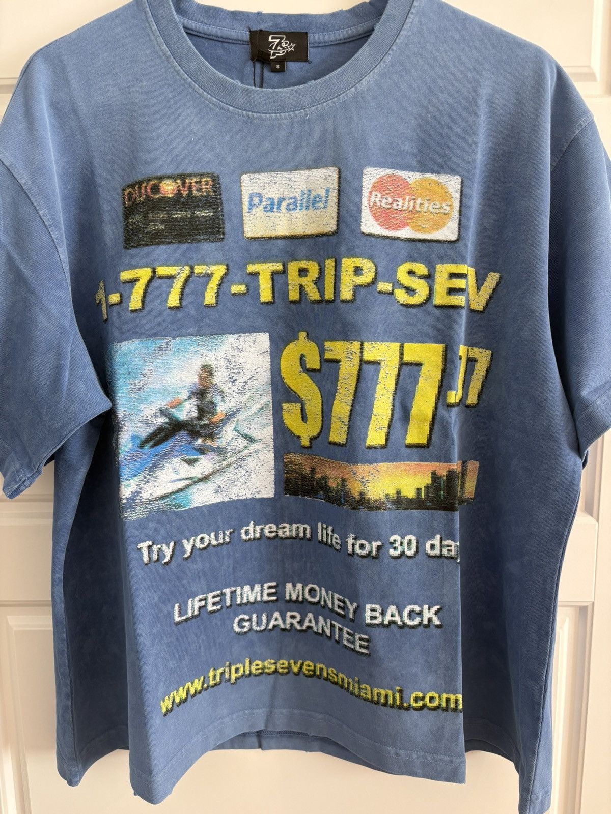 TRIPLE SEVENS Triple Sevens Men’s Small Blue Credit Card T-Shirt Size US S / EU 44-46 / 1 - 1 Thumbnail