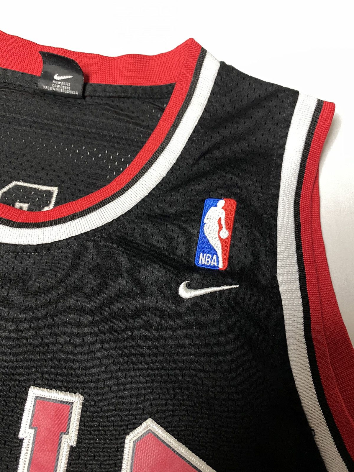 Jordan Brand × Nike × Vintage Nike Jordan 23 Vintage NBA Chicago Bulls Basketball Jersey Size US L / EU 52-54 / 3 - 6 Thumbnail