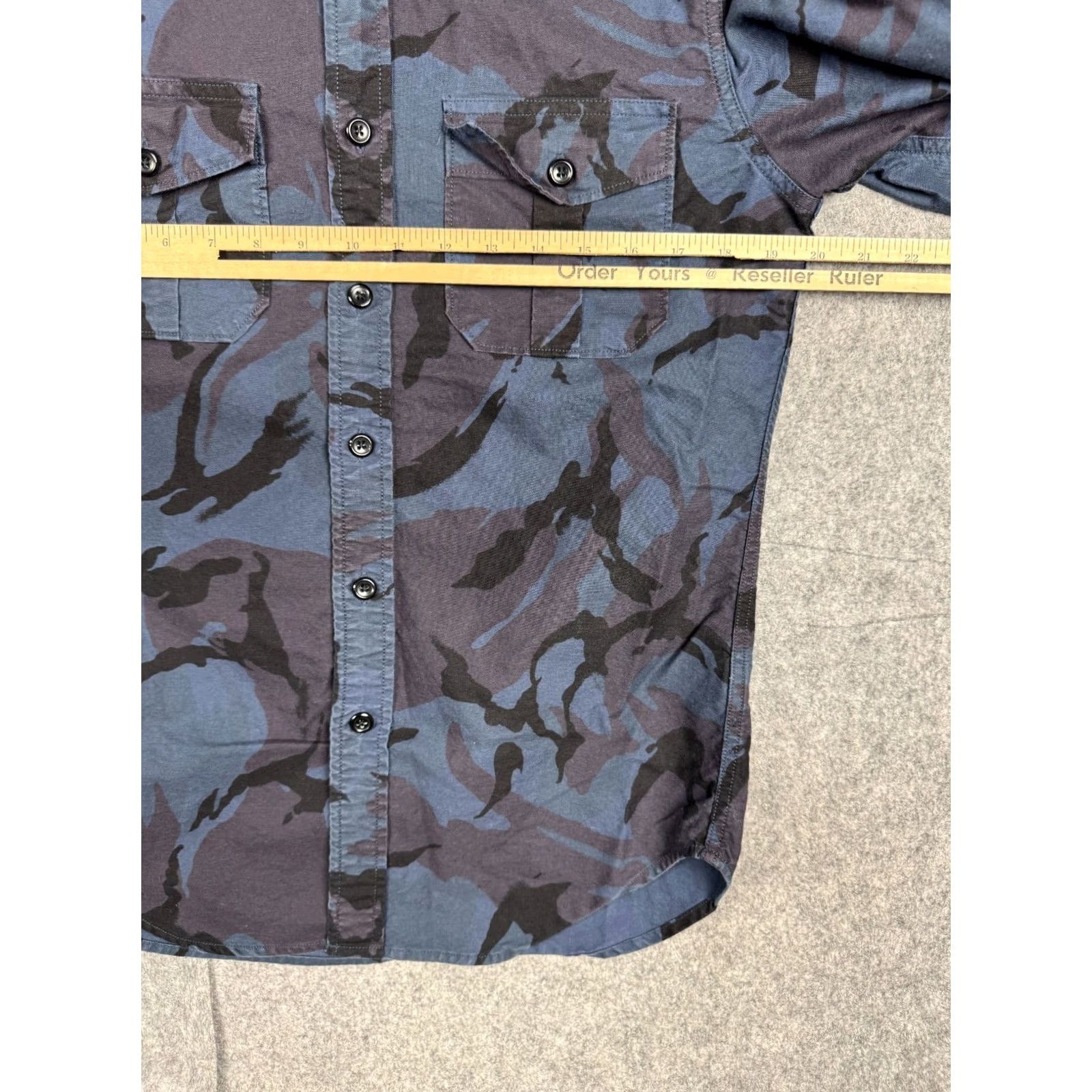 Wallace & Barnes Wallace & Barnes Shirt Men's Small Blue Camo Long Sleeve Button-Up Cotton Shirt Size US S / EU 44-46 / 1 - 7 Thumbnail