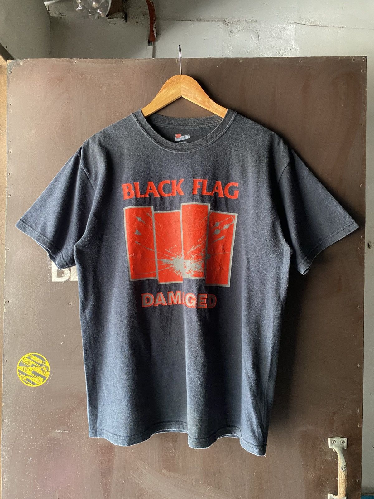 Band Tees Y2k Black Flag Damaged Punk rock Band T-Shirt Size US L / EU 52-54 / 3 - 1 Thumbnail