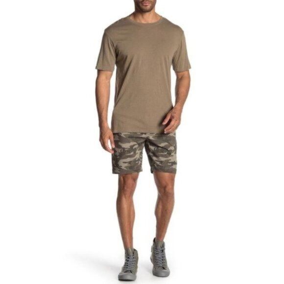 Slate & Stone Mens Brown Tan Camo pockets Long Bermuda Short