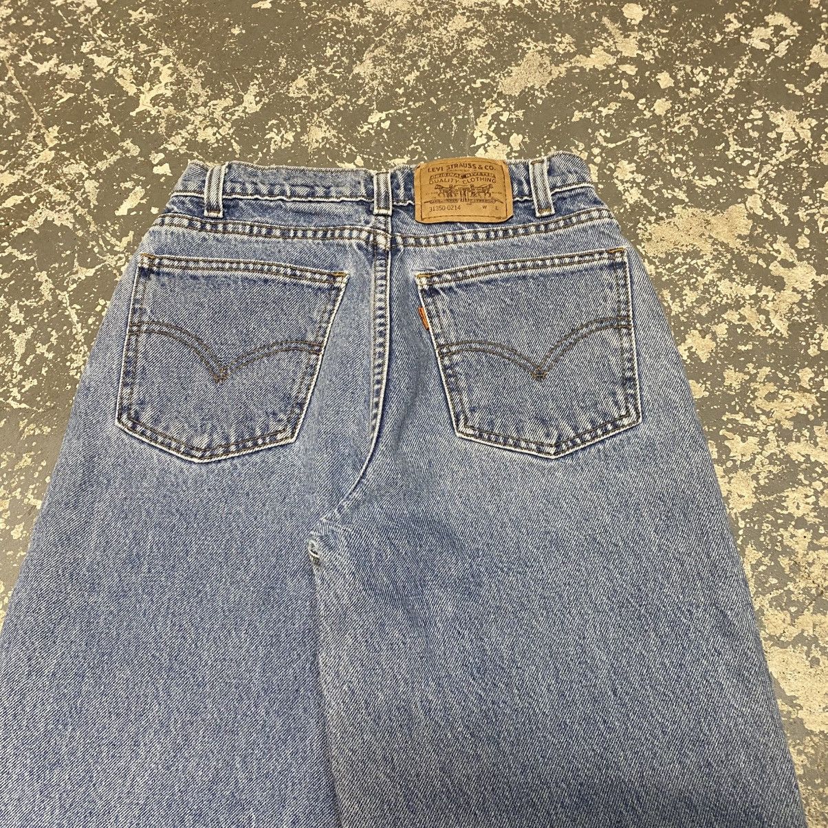 Japanese Brand × Levi's × Vintage Vintage Kids Levi’s 550 Relaxed Fit Blue Denim Jeans USA 90s Size US 26 / EU 42 - 9 Thumbnail