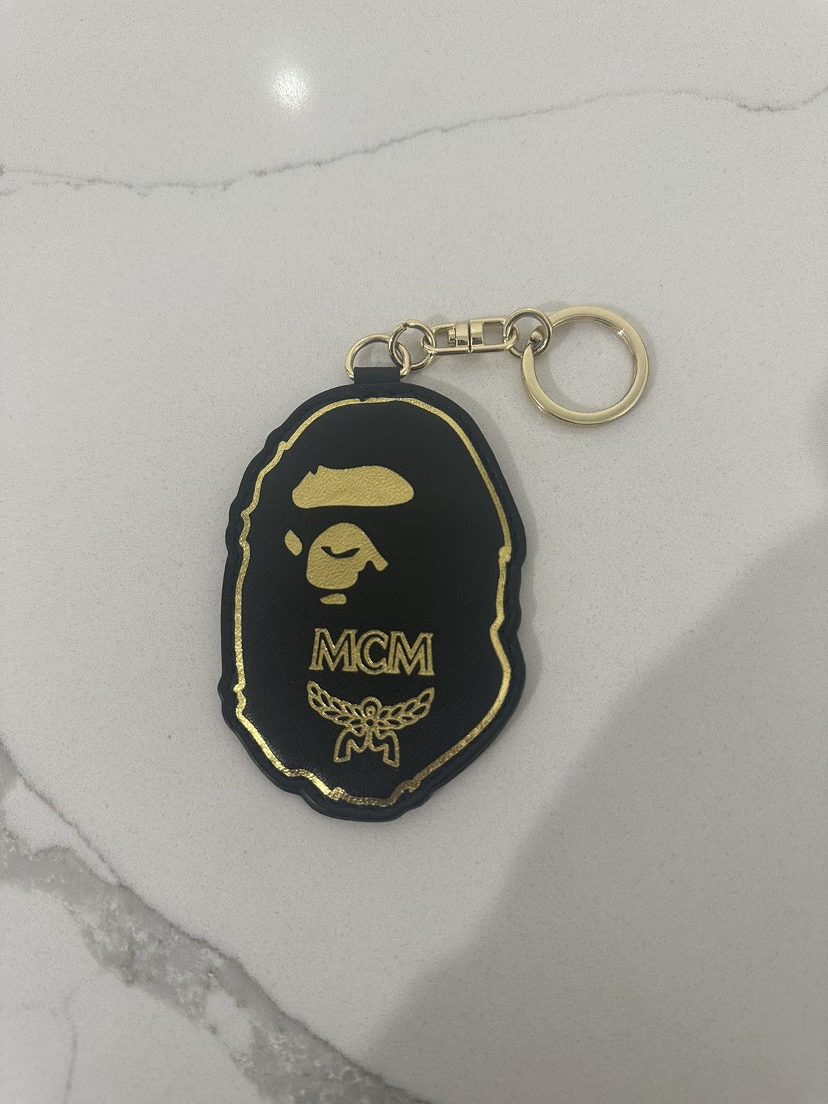 Keychain Bape X Mcm Tee Bape X MCM Collab Black MEDIUM Rhinestone