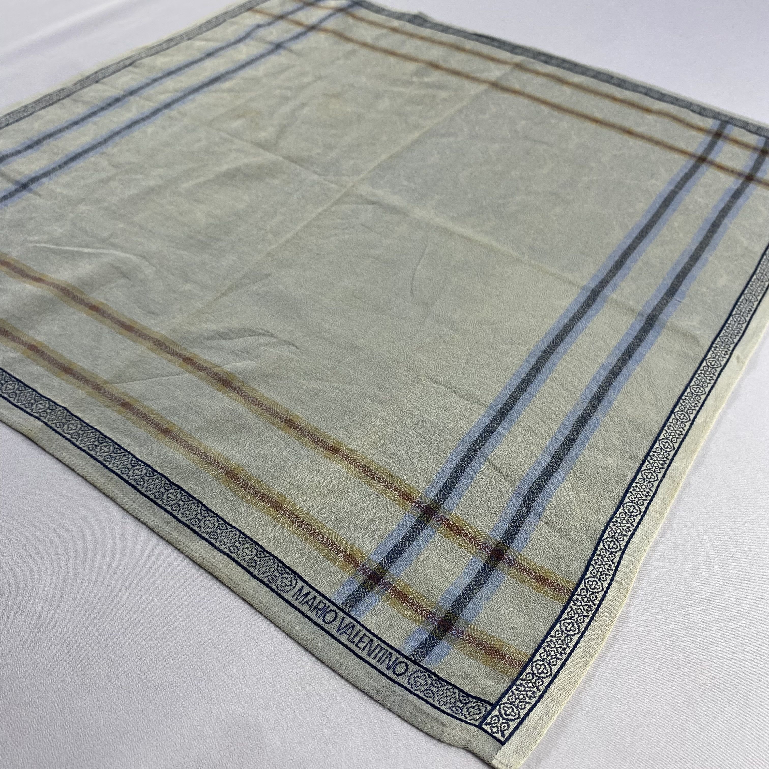 Vintage Mario Valentino Bandana/ Handkerchief / Neckerchief-P872 Size ONE SIZE - 2 Thumbnail