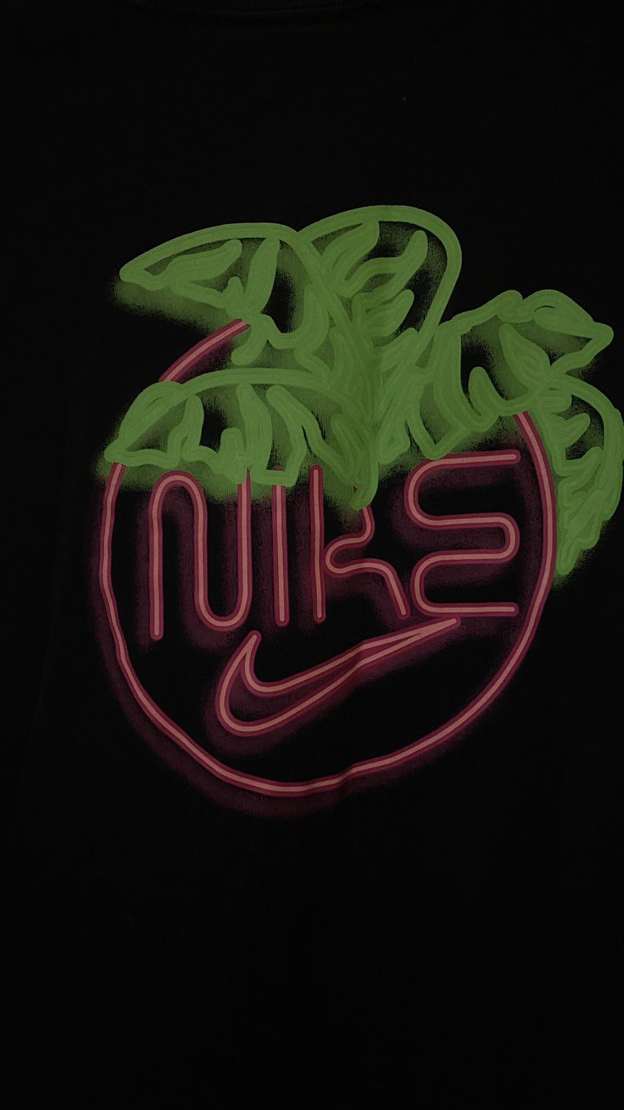 Nike Nike Neon Graphic T-shirt Size US L / EU 52-54 / 3 - 3 Thumbnail