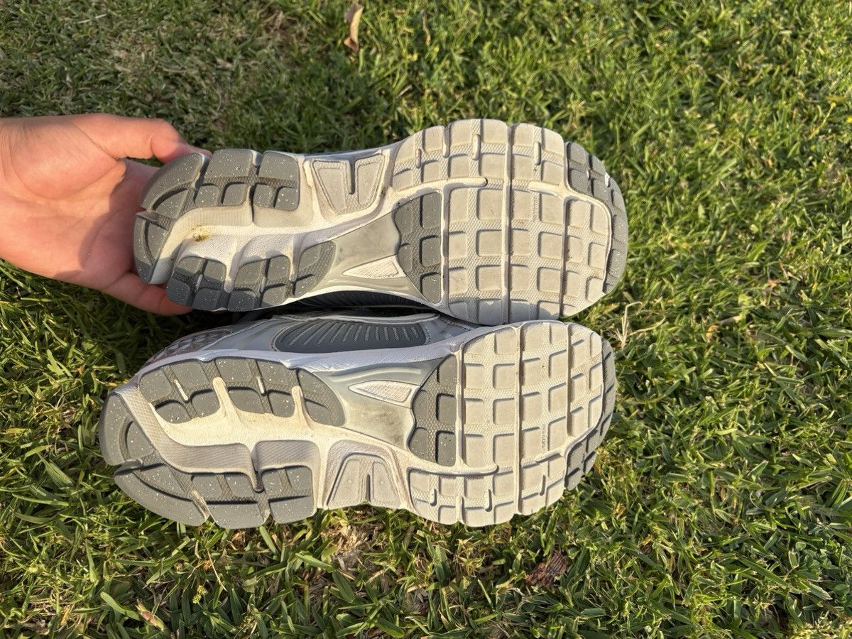 Nike × Sneakersnstuff nike vomero 5 Size US 8 / EU 41 - 4 Thumbnail