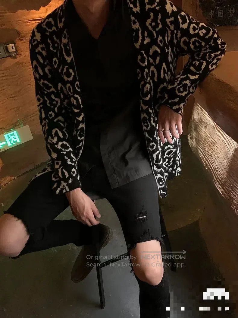 Saint Laurent Paris Saint Laurent Paris Leopard Print Cashmere Cardigan Size US XS / EU 42 / 0 - 2 Thumbnail