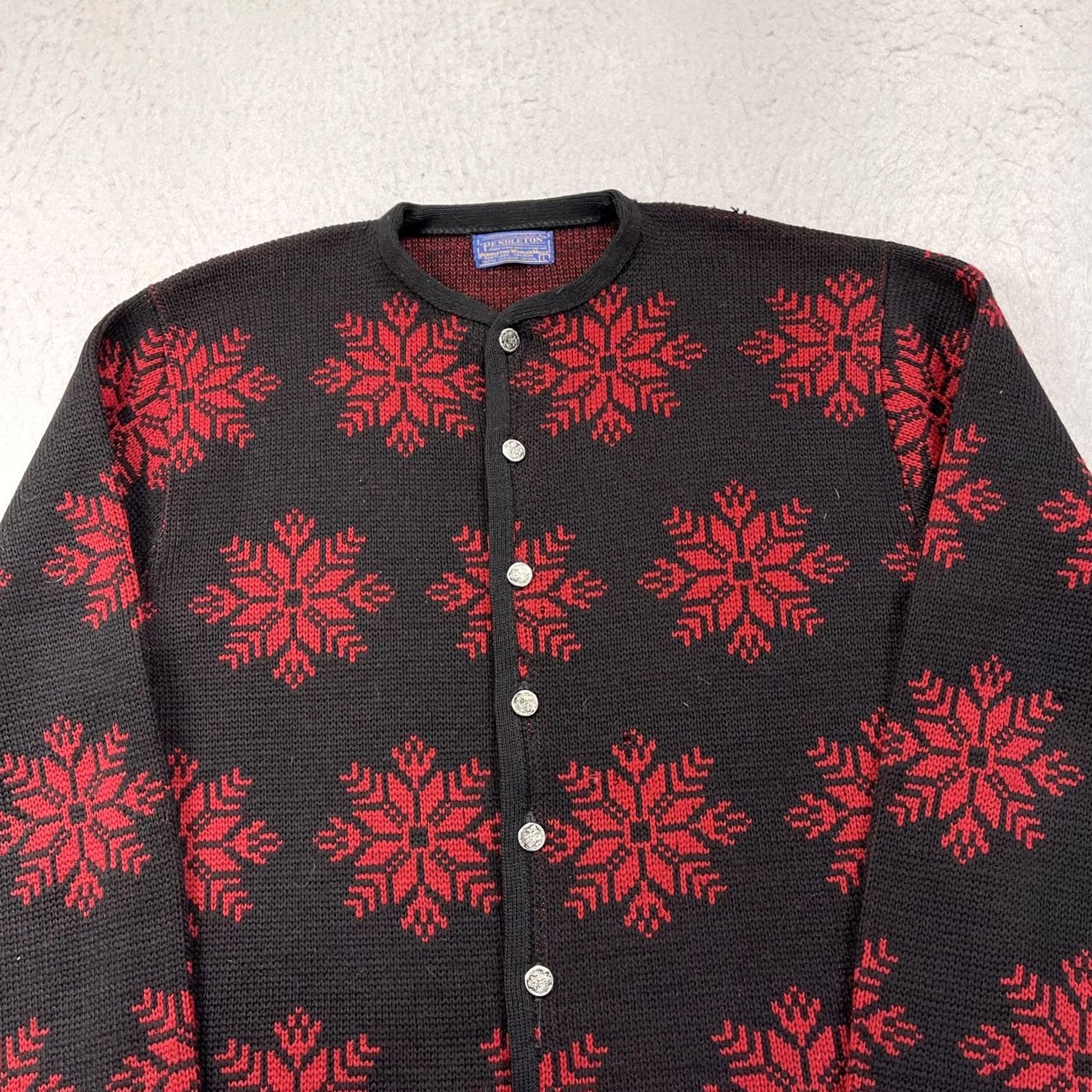 Pendleton VINTAGE Pendleton Sweater Cardigan Womens Large 100% Wool Fair Isle Snowflake Button Black Red Crew Neck Winter Holiday Ski Womens Size L / US 10 / IT 46 - 3 Thumbnail